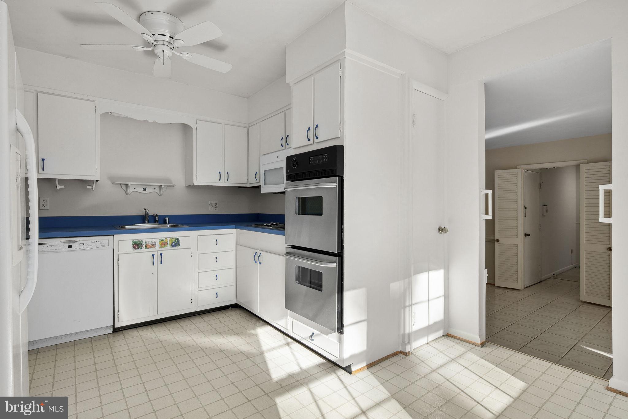 RIVERSIDE ESTATES - Residential