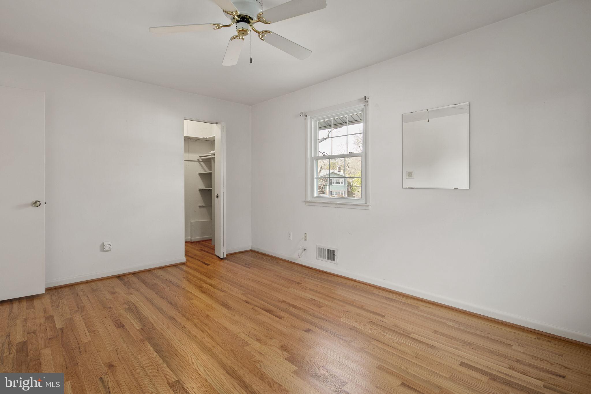 RIVERSIDE ESTATES - Residential