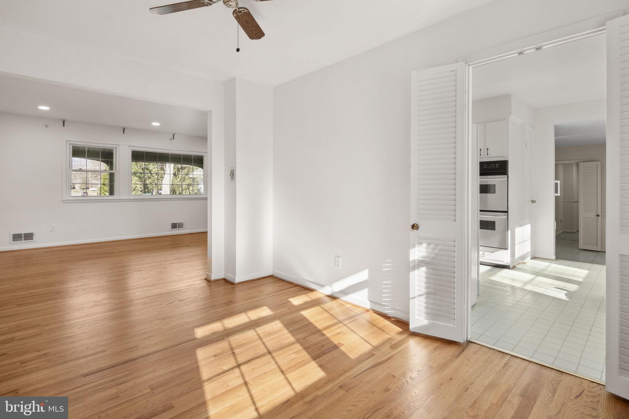 RIVERSIDE ESTATES - Residential