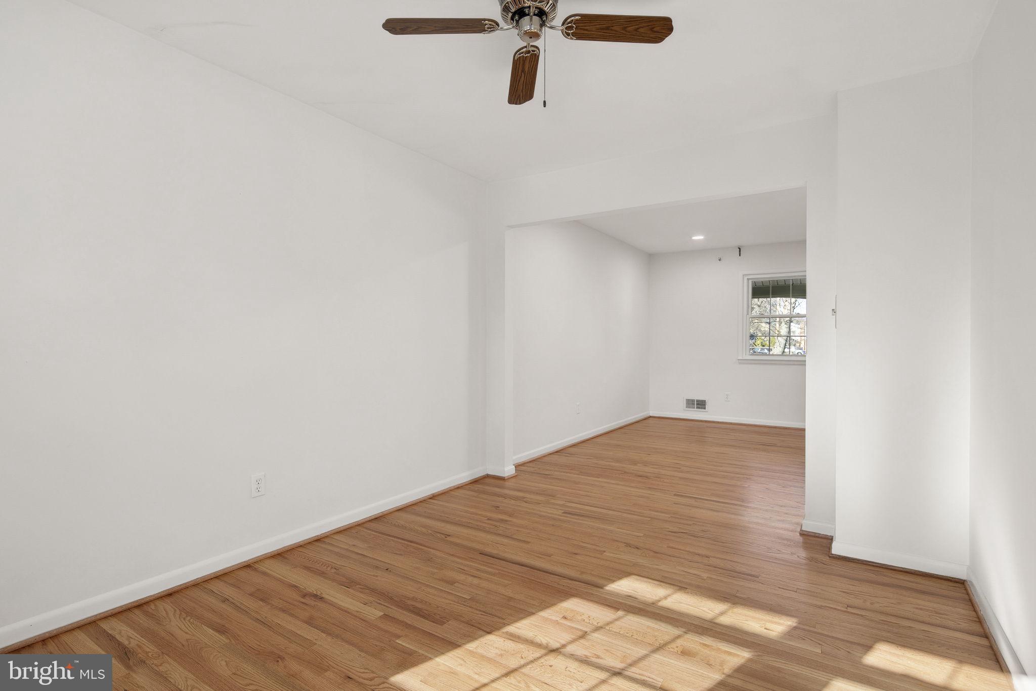 RIVERSIDE ESTATES - Residential