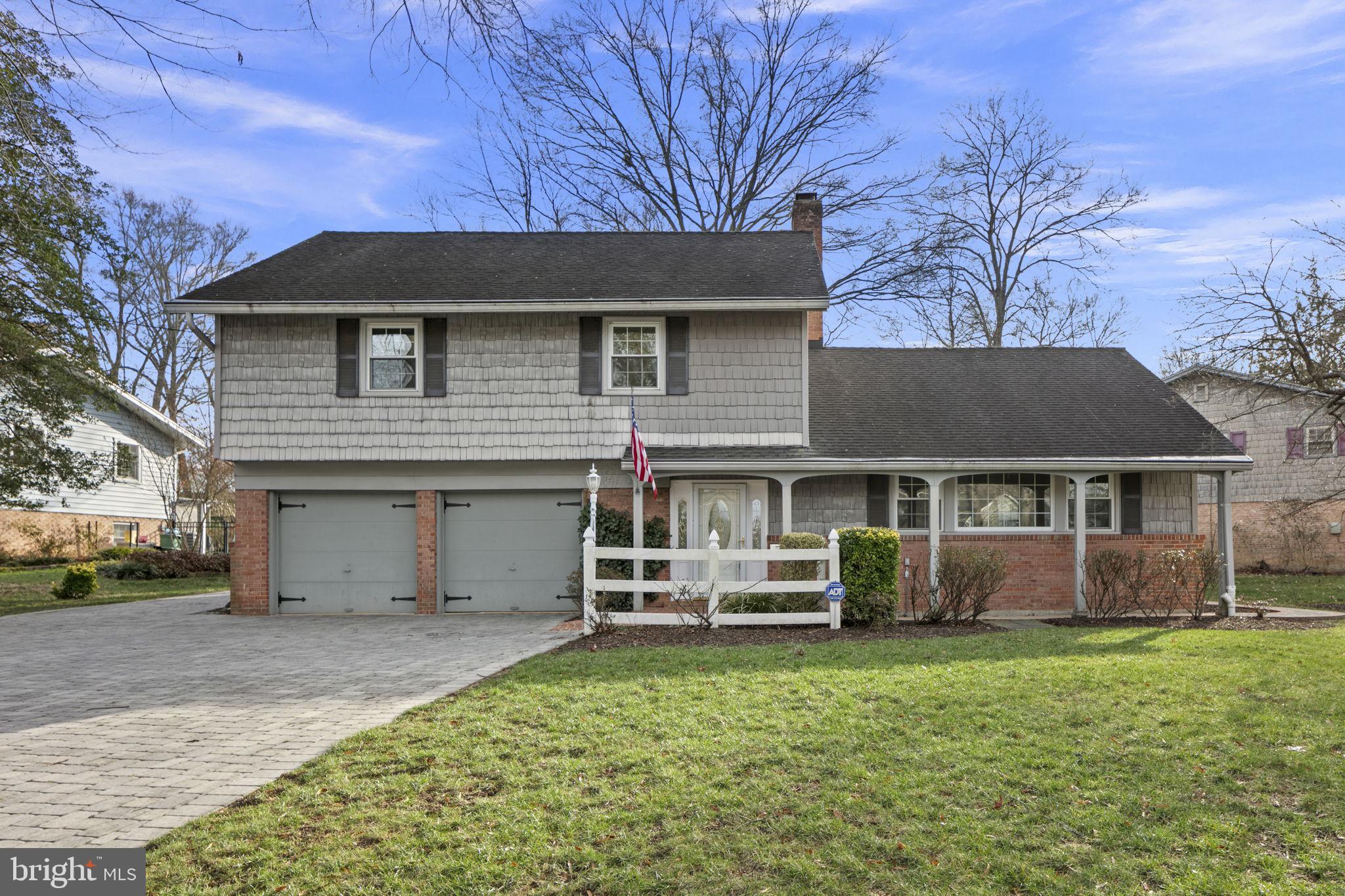 RIVERSIDE ESTATES - Residential