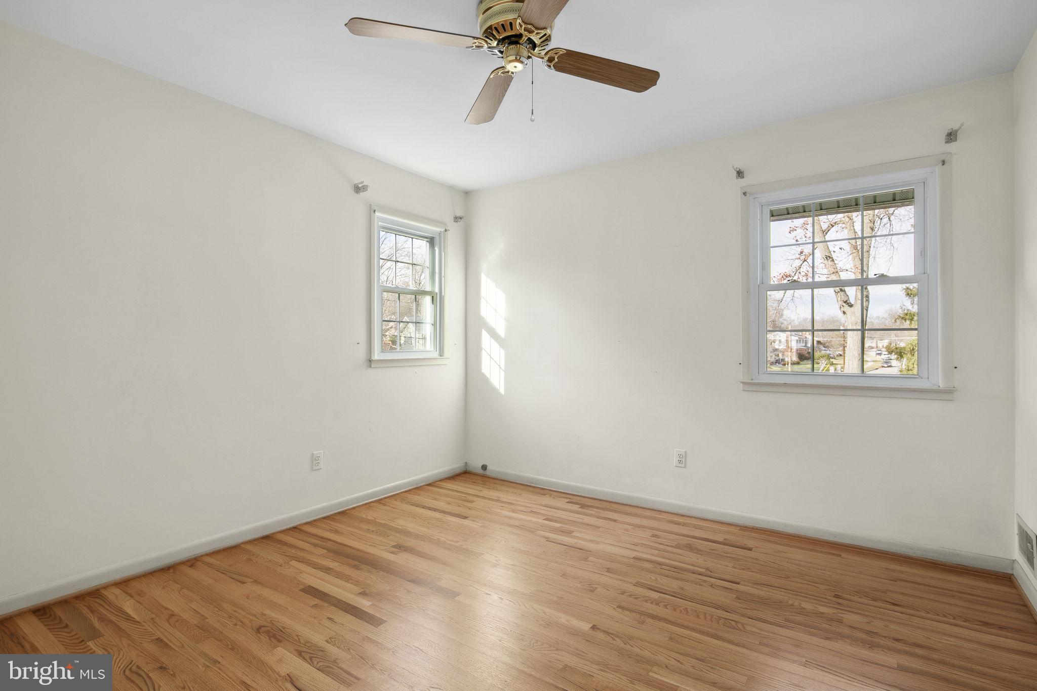 RIVERSIDE ESTATES - Residential