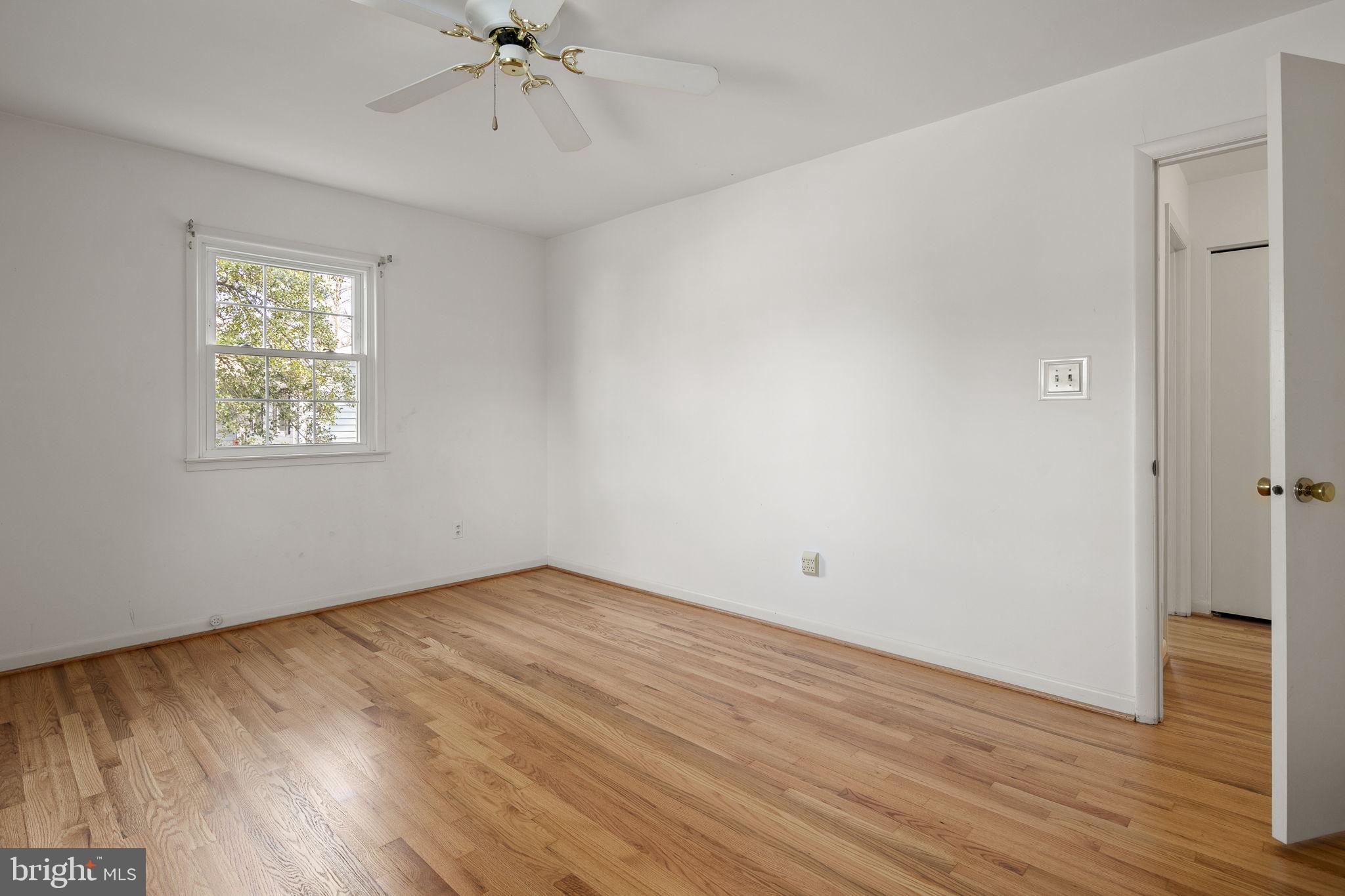 RIVERSIDE ESTATES - Residential