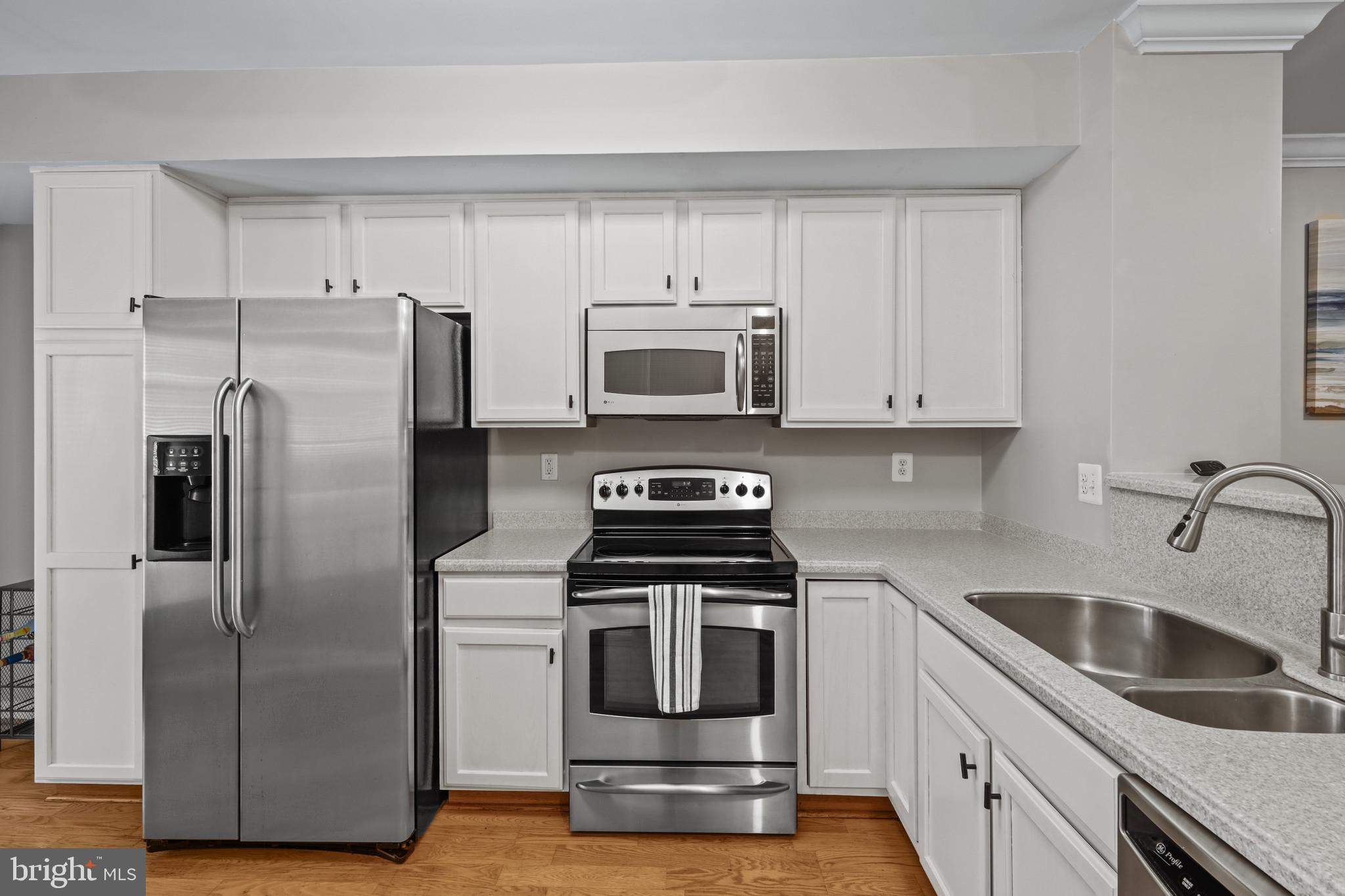 CREEKSIDE COVE - Residential