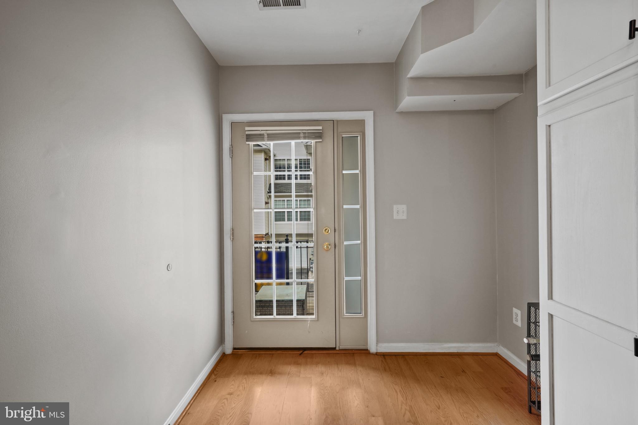 CREEKSIDE COVE - Residential