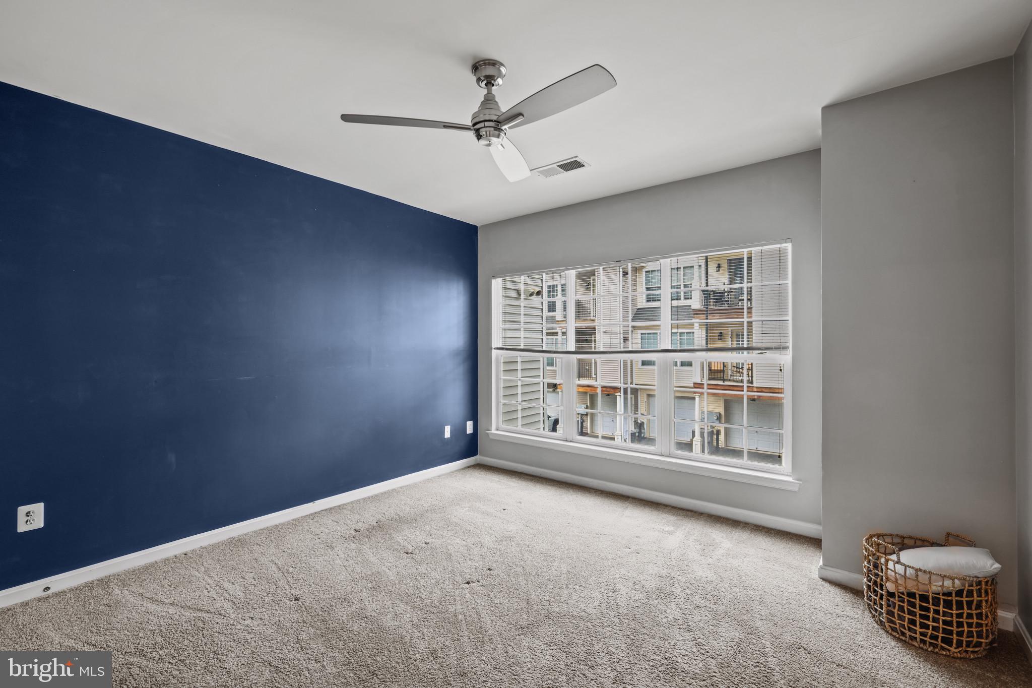 CREEKSIDE COVE - Residential