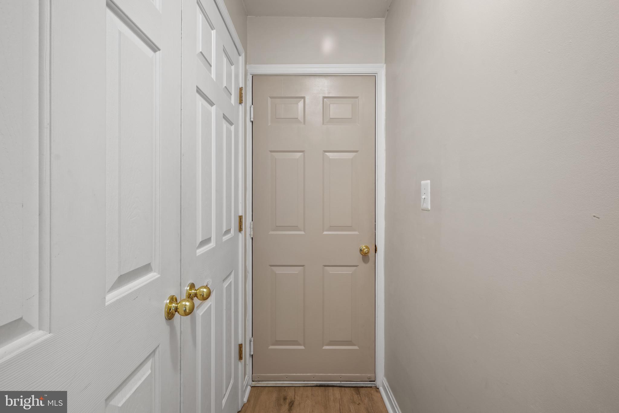 CREEKSIDE COVE - Residential