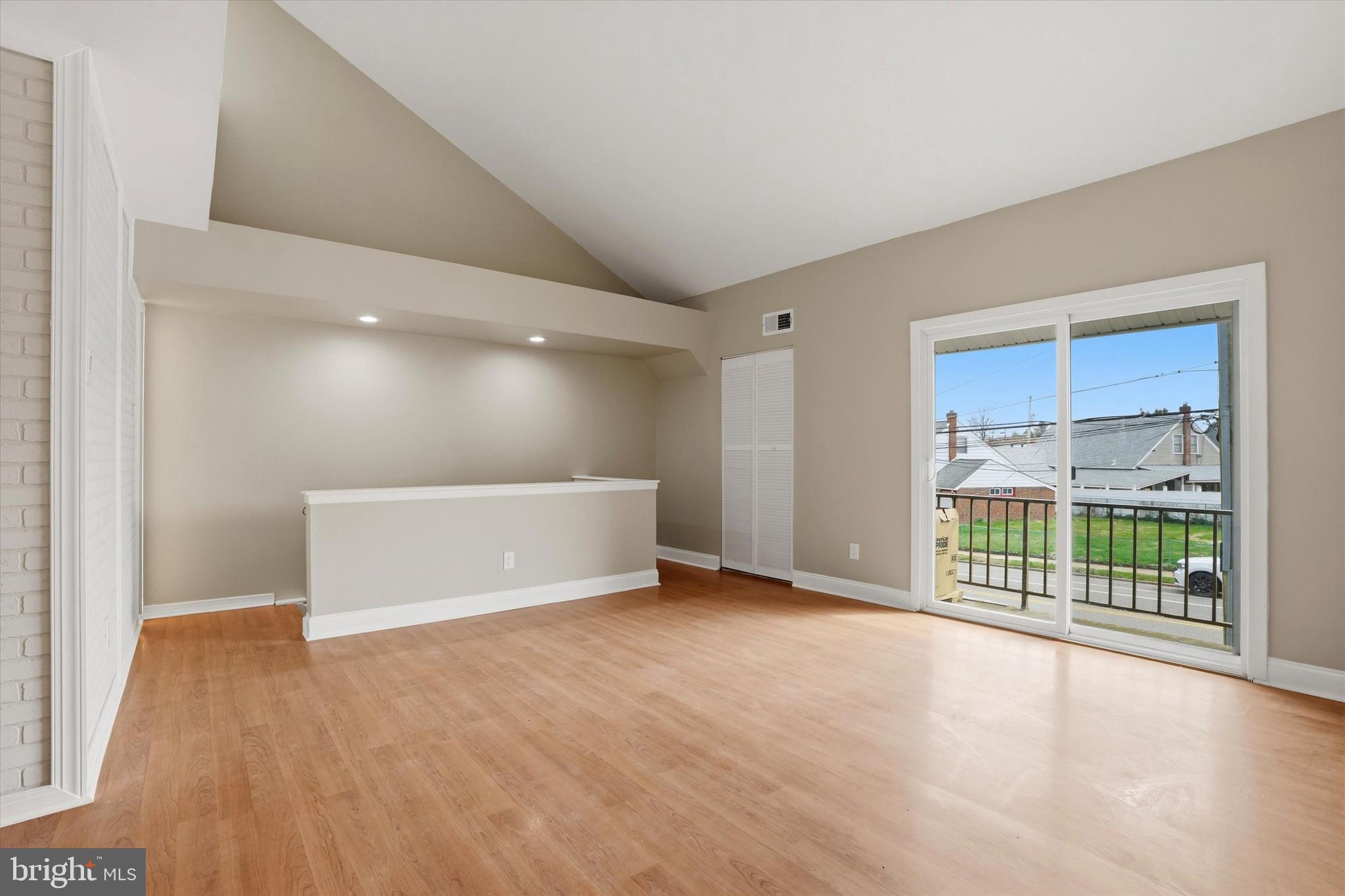 FOX CHASE - Residential Income