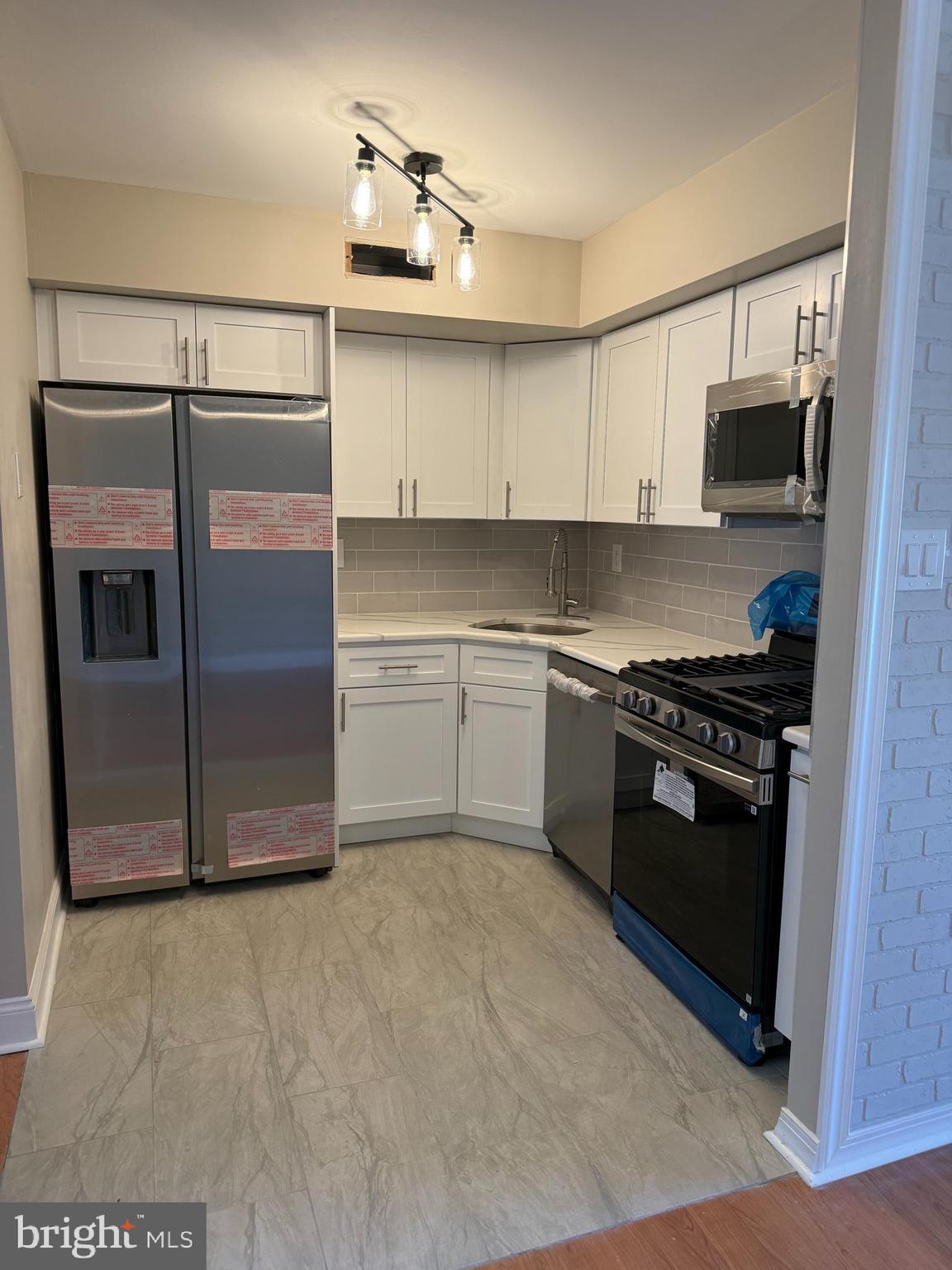 FOX CHASE - Residential Income