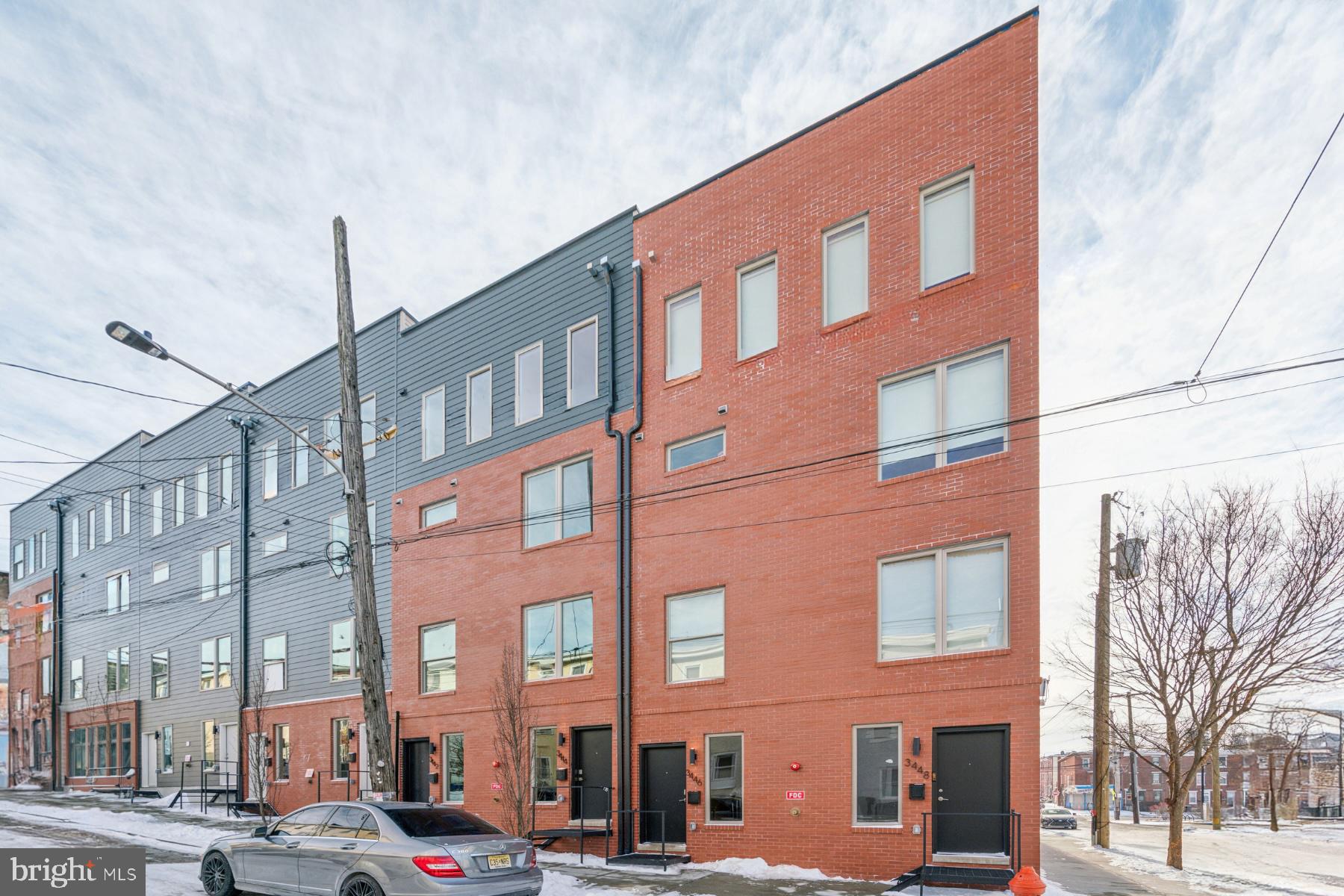 EAST FALLS - Residential