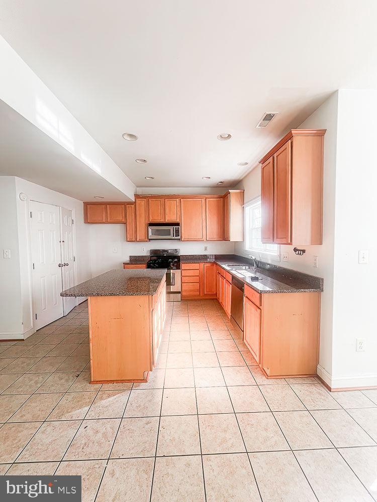 CATTAIL CROSSING - Residential