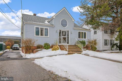 Photo of 217 Main Street, WOODBRIDGE, NJ 07095 (MLS # NJMX2011374)