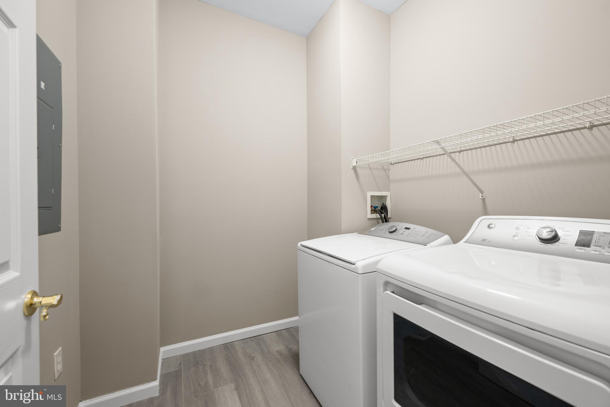 HEARTHSTONE MANOR - Residential