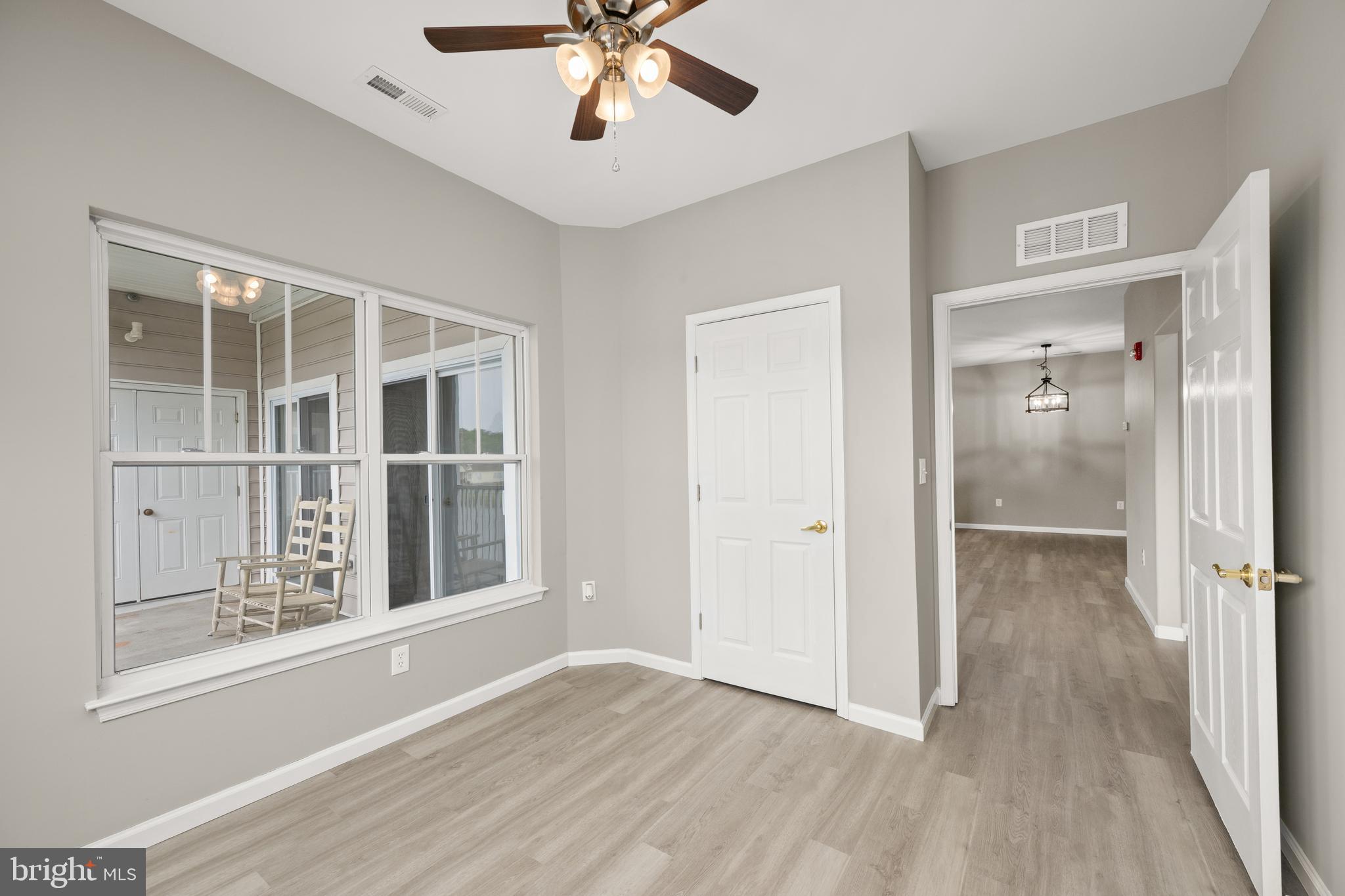 HEARTHSTONE MANOR - Residential