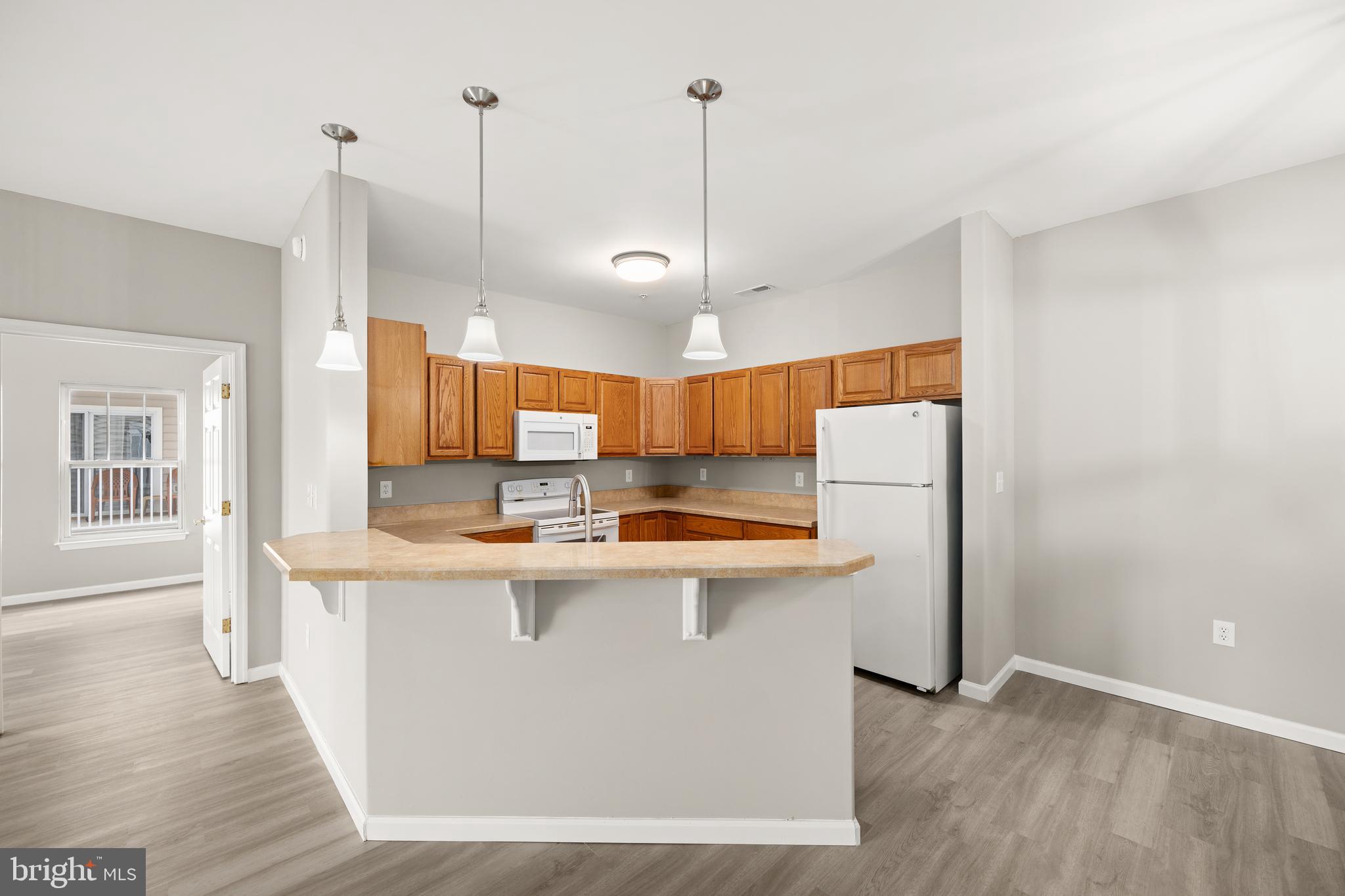 HEARTHSTONE MANOR - Residential