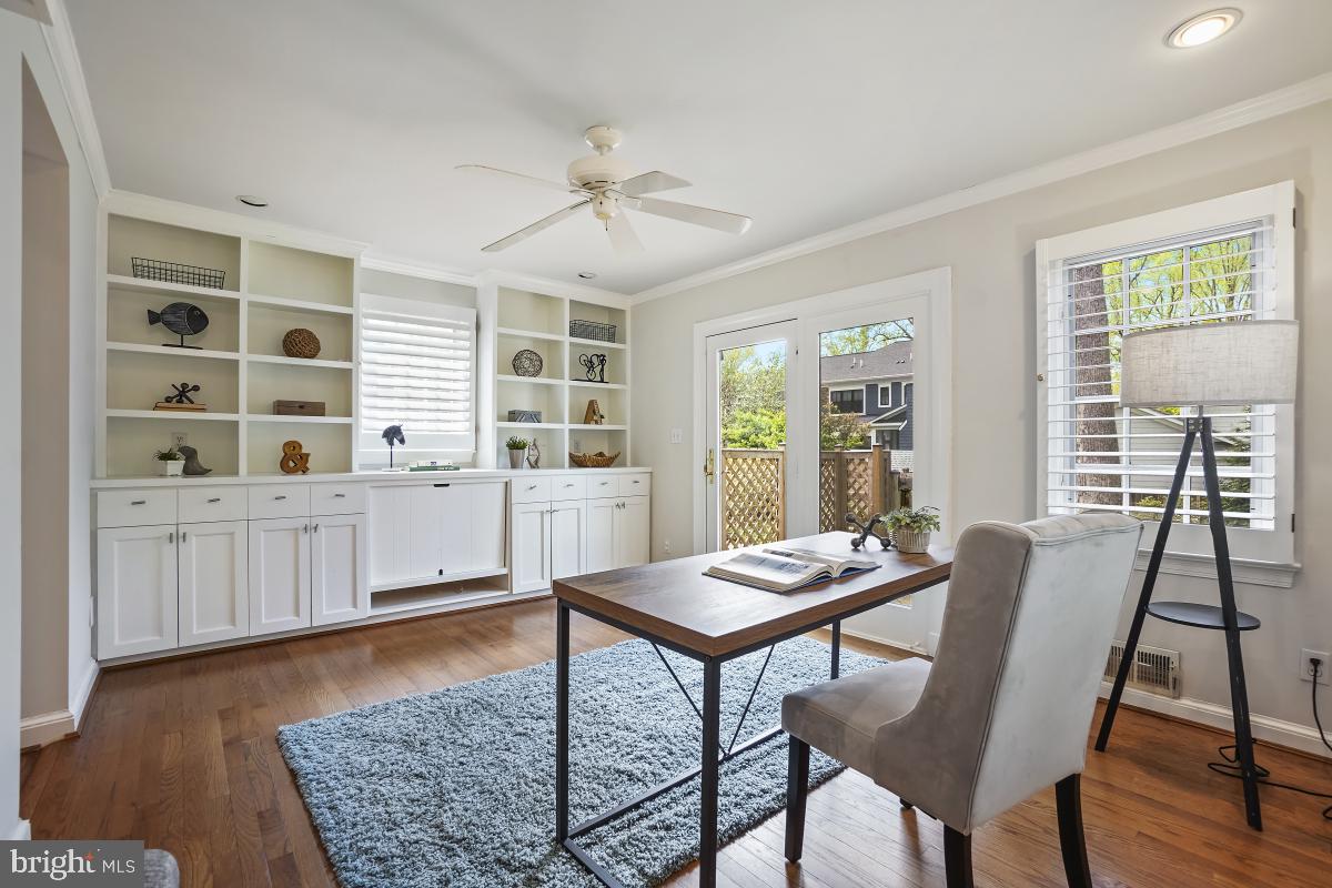 GREENWICH FOREST - Residential