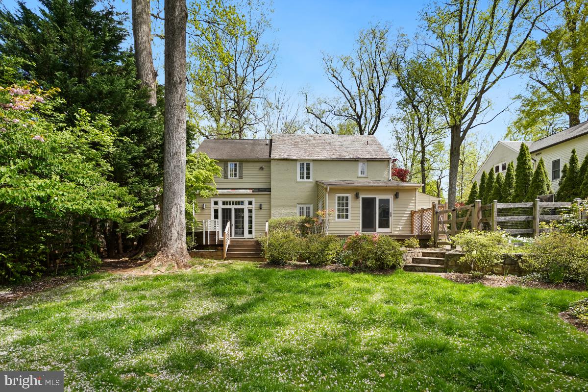 GREENWICH FOREST - Residential