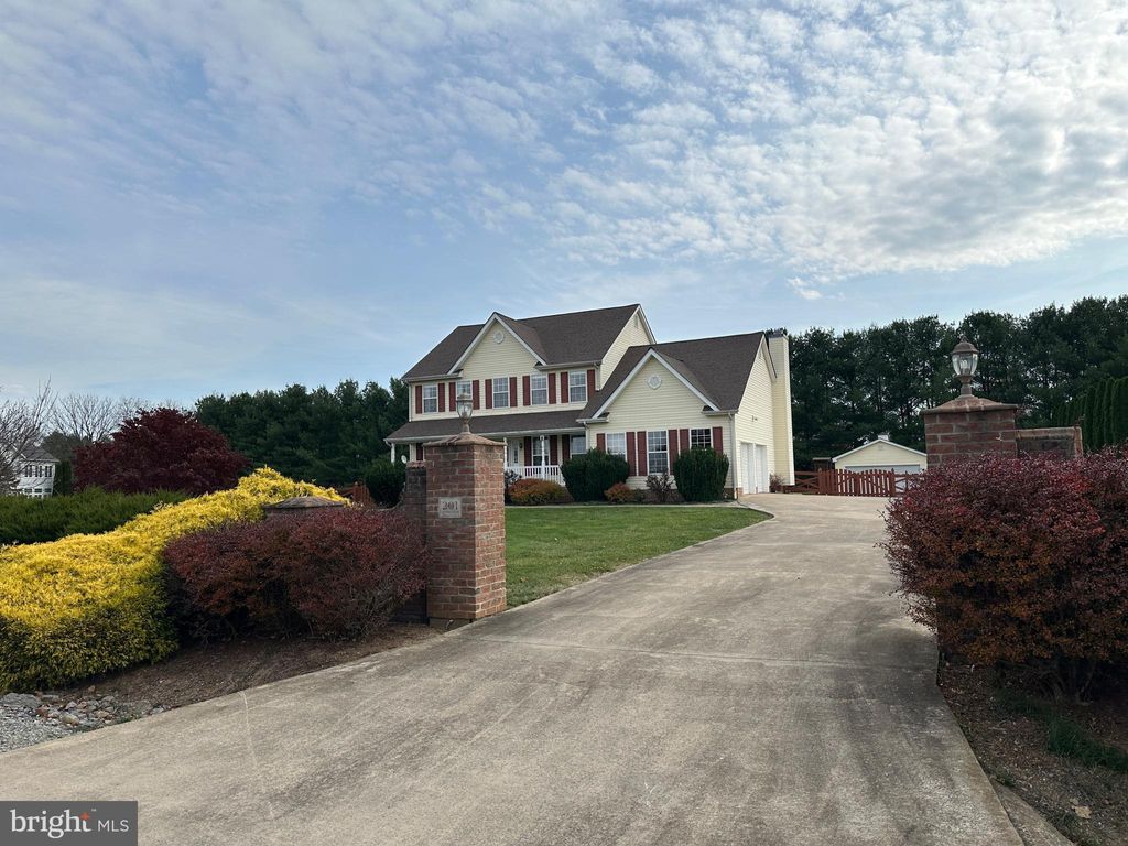 Photo of 201 Vista Lane, WHITE POST, VA 22663 (MLS # VACL2006206)