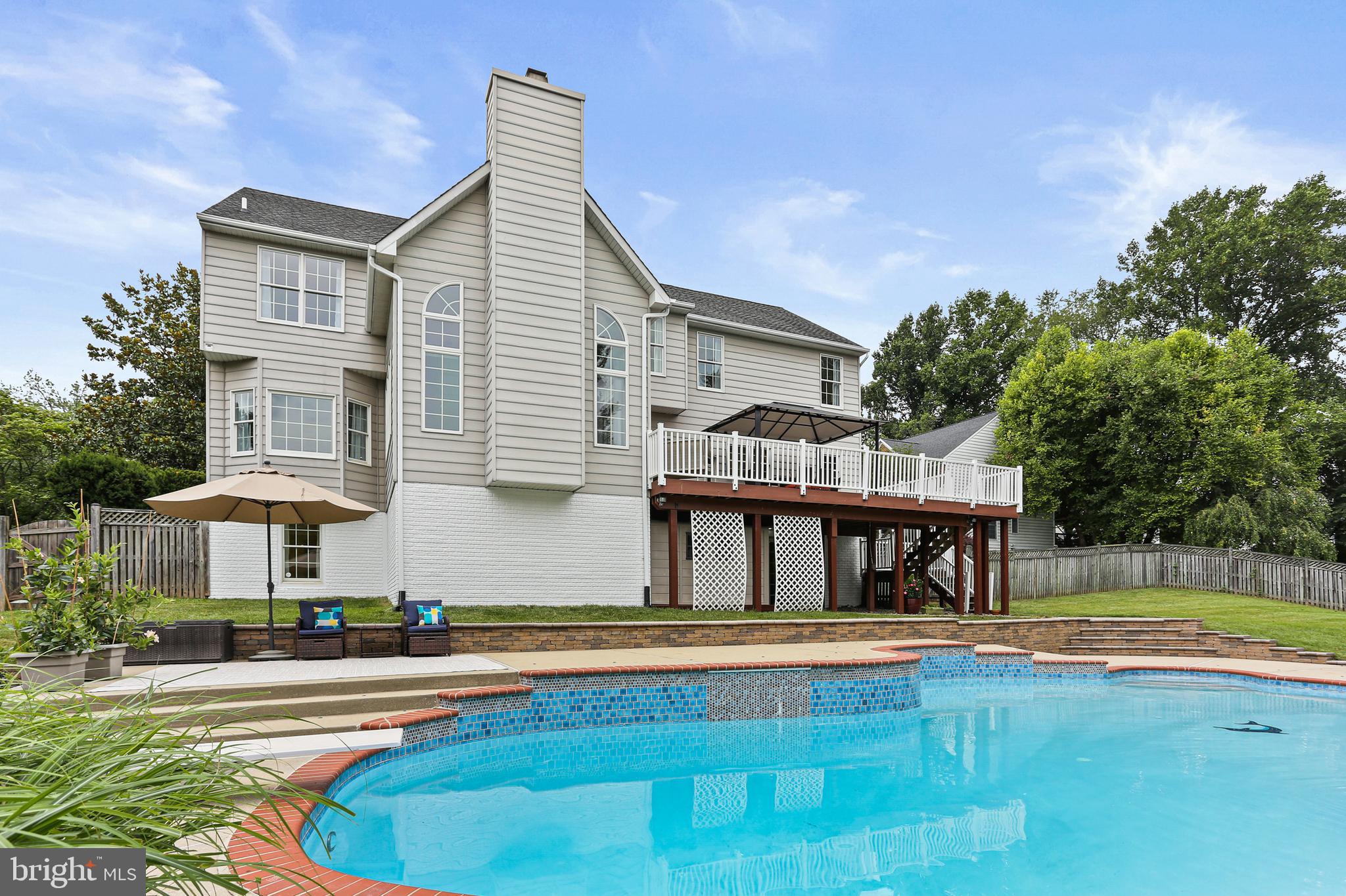 VILLAGE OF RIVER HILL - Residential