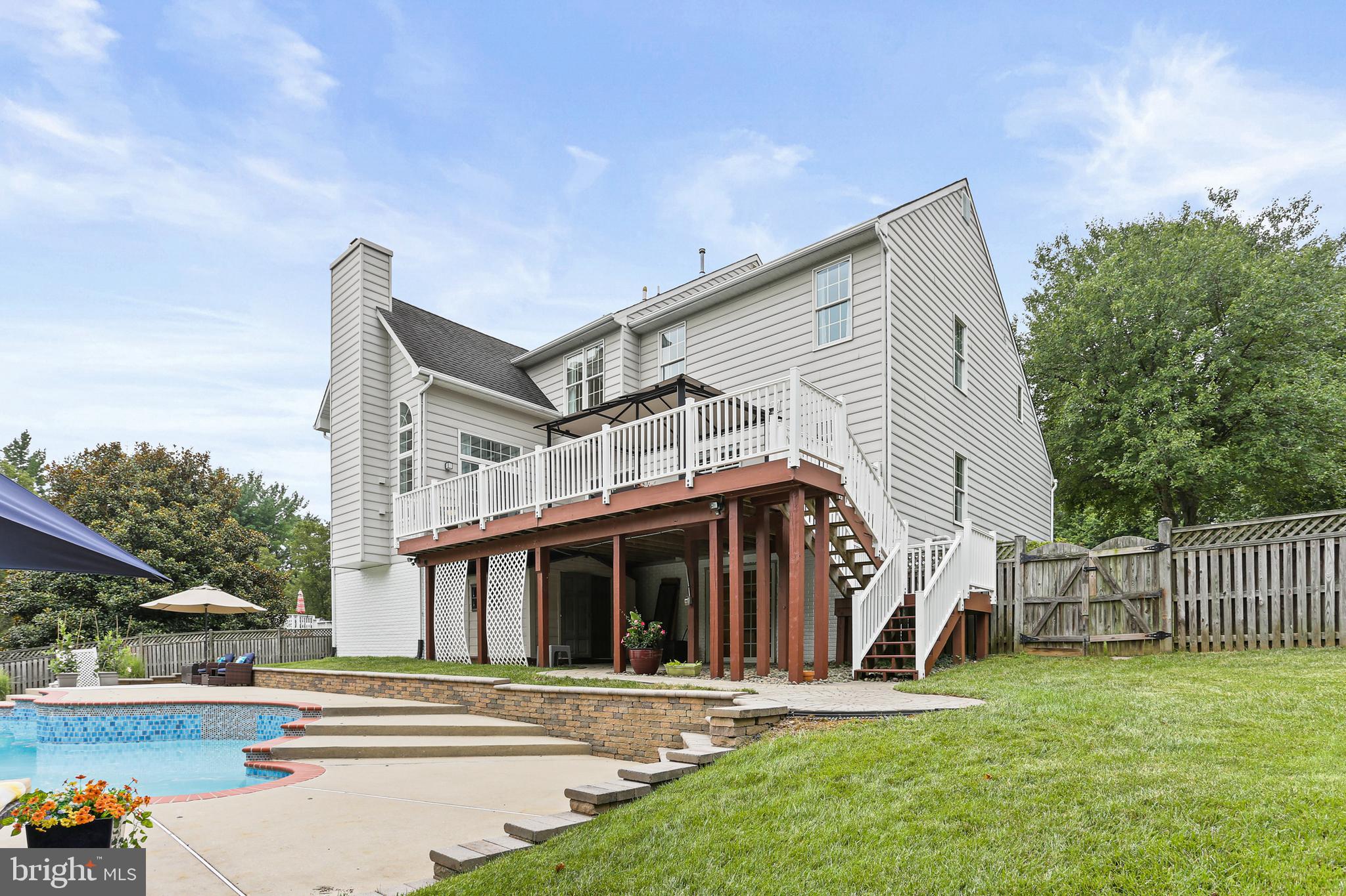 VILLAGE OF RIVER HILL - Residential