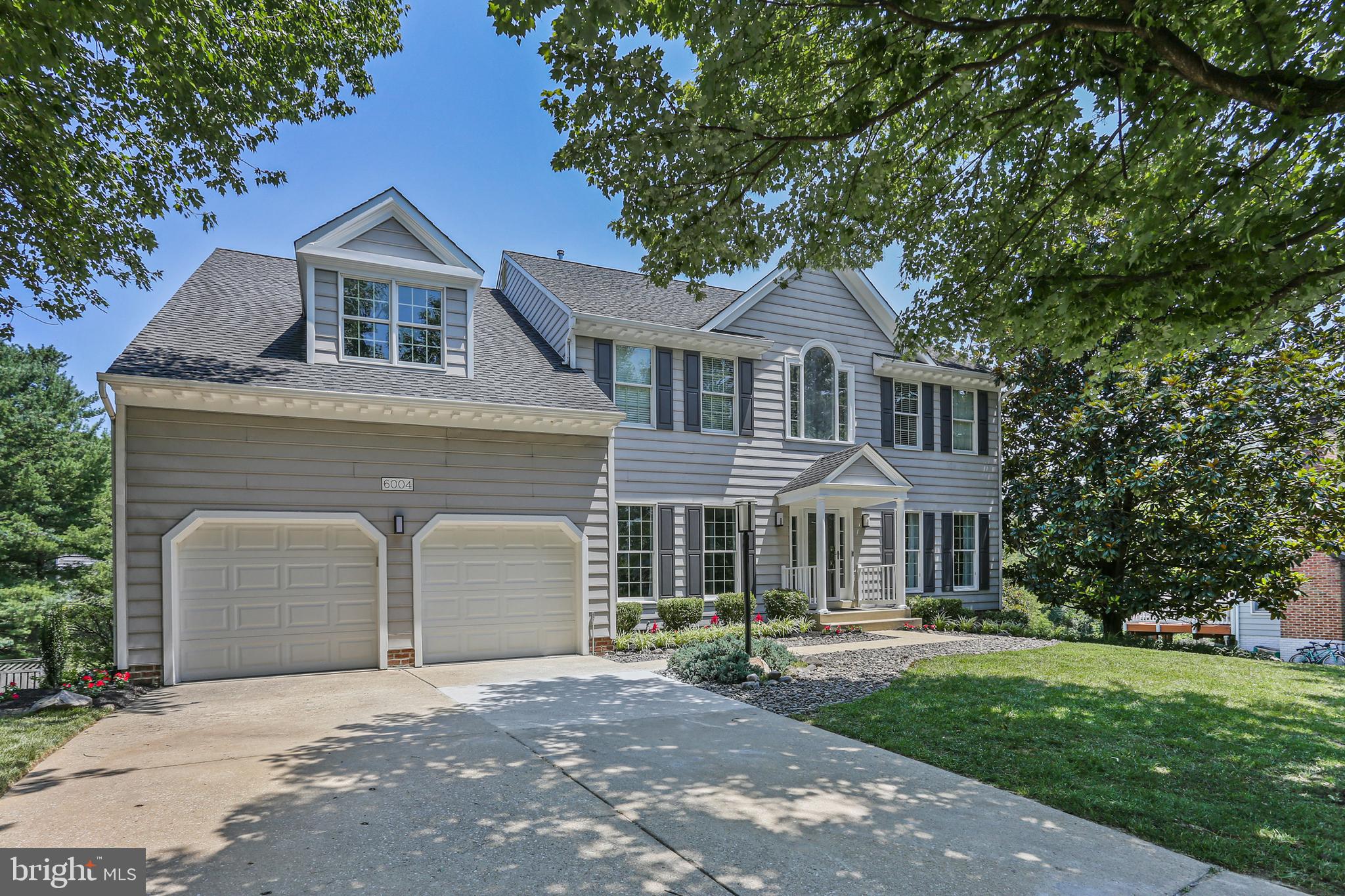 VILLAGE OF RIVER HILL - Residential