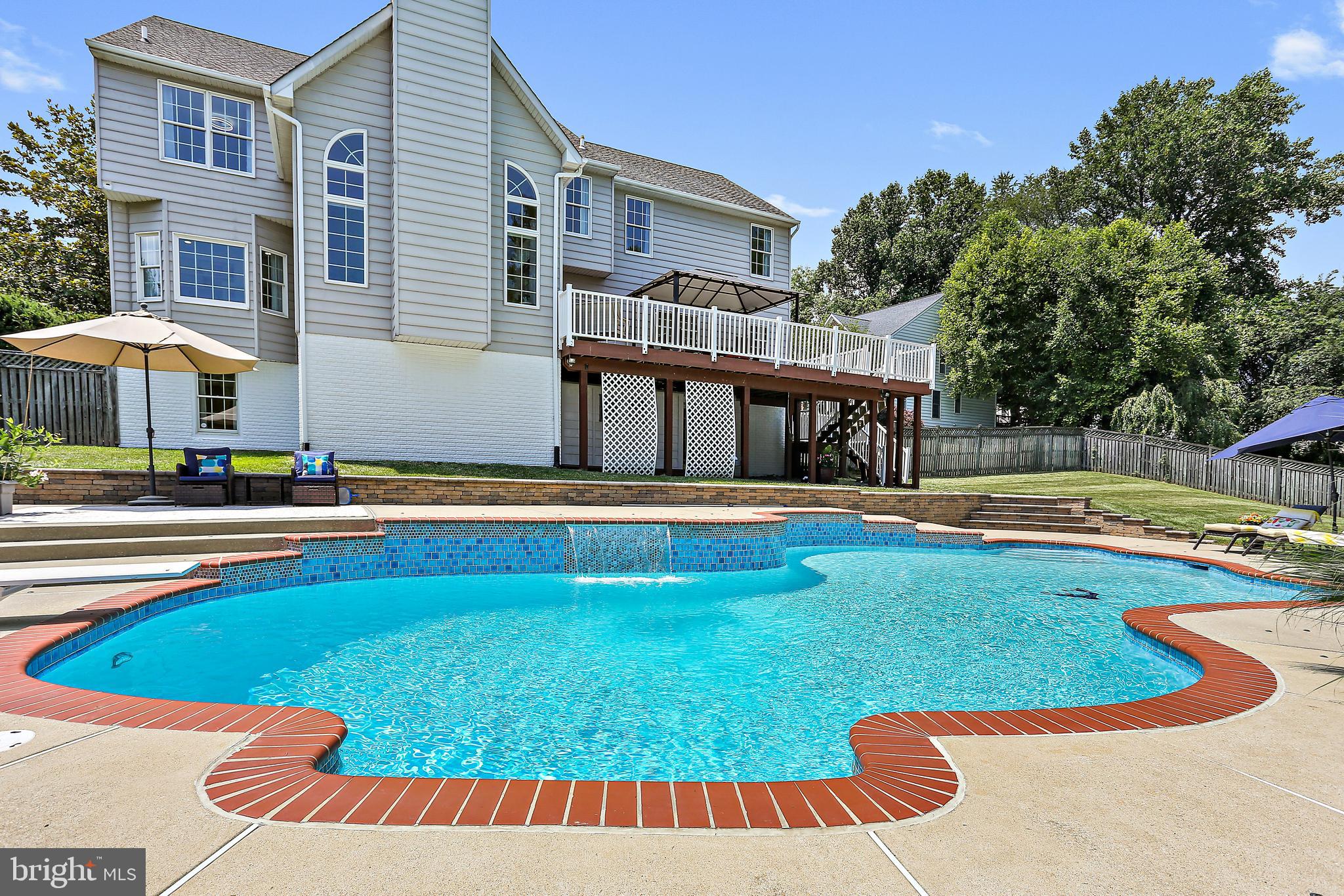 VILLAGE OF RIVER HILL - Residential