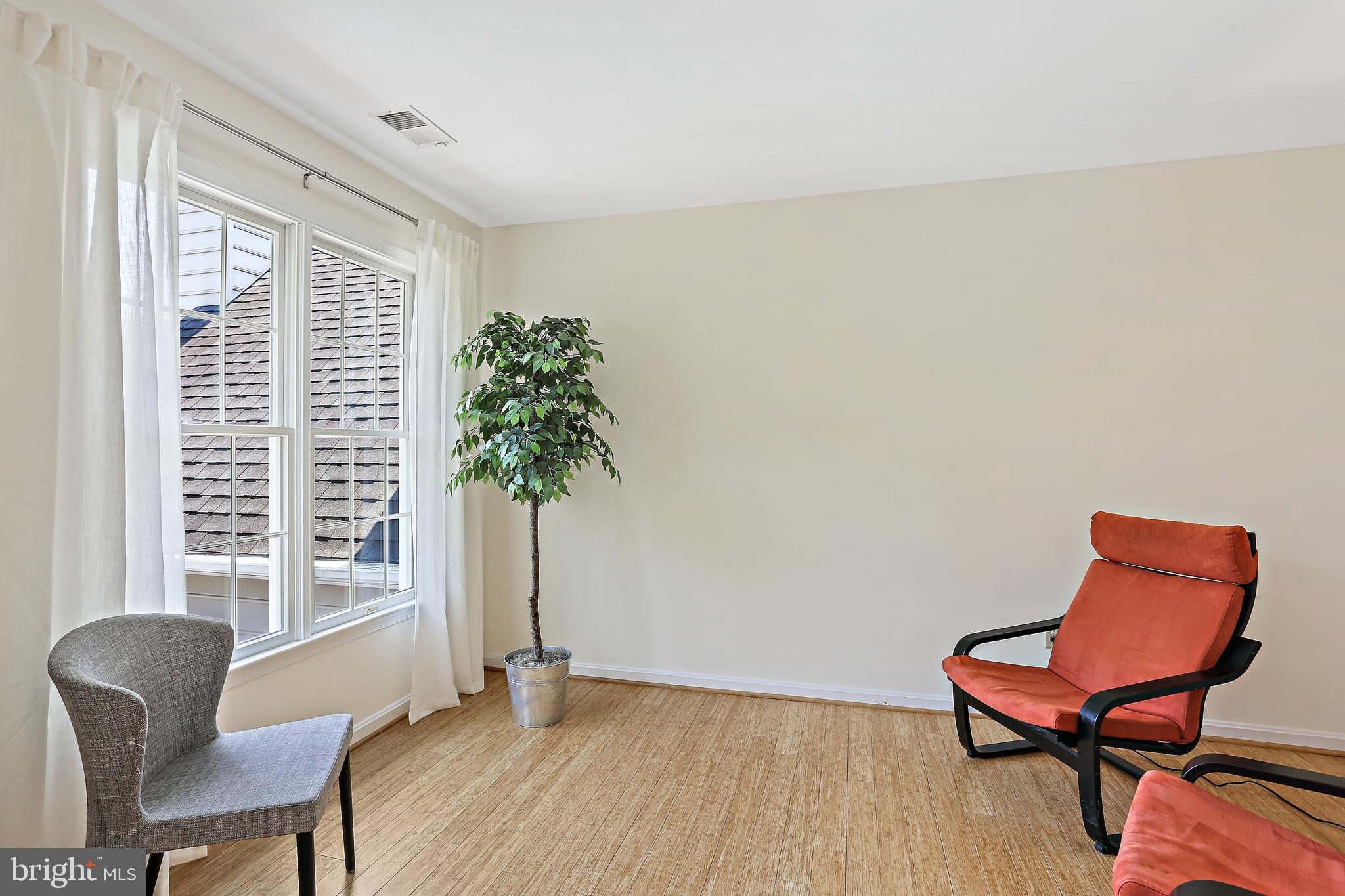 VILLAGE OF RIVER HILL - Residential