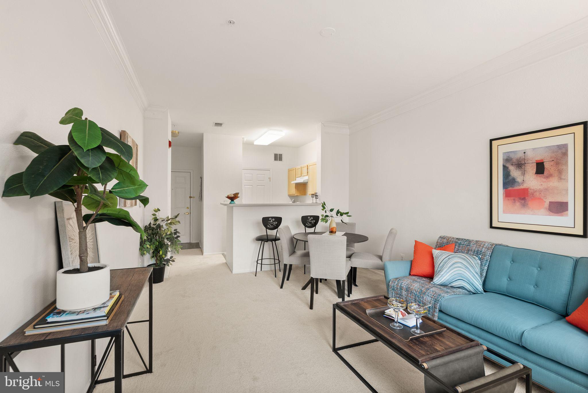 GATES OF MCLEAN - Residential