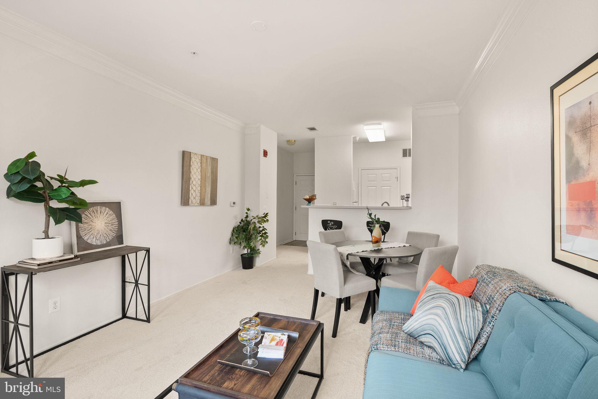 GATES OF MCLEAN - Residential