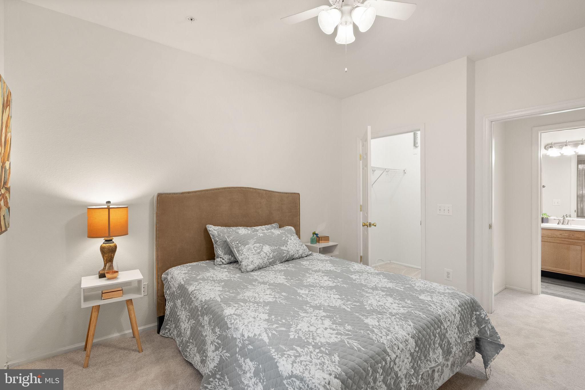 GATES OF MCLEAN - Residential