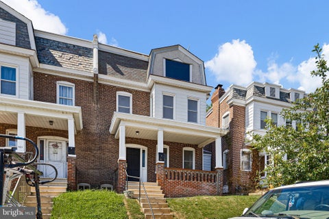 Townhouse For Sale - 703 Rodney Street<br/> New Castle County, WILMINGTON, DE 19805