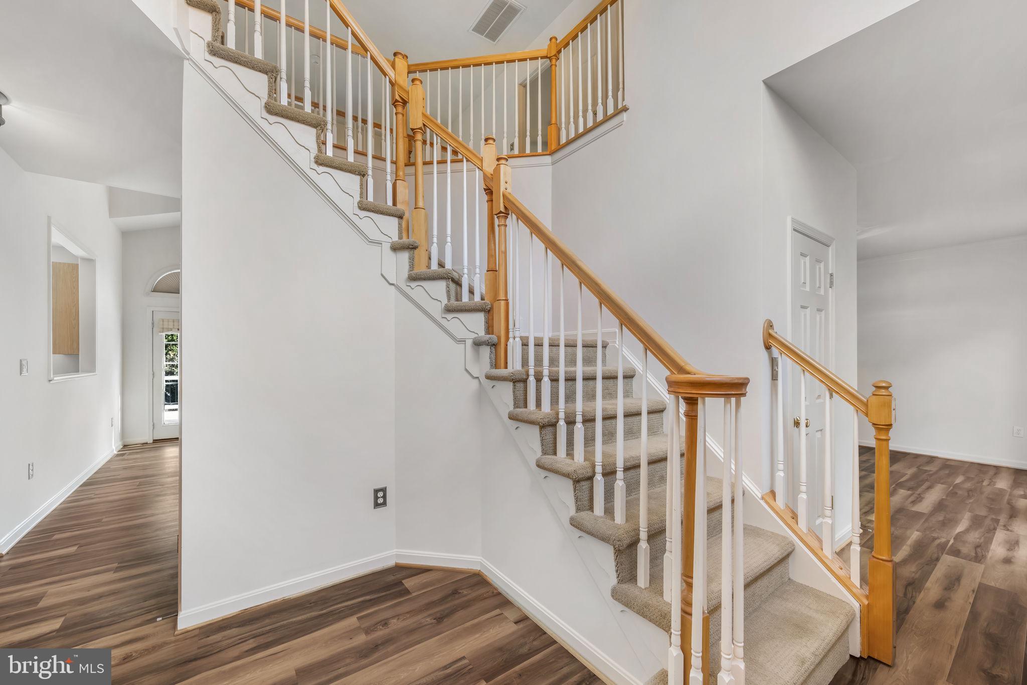 SOUTH WOODS - Residential