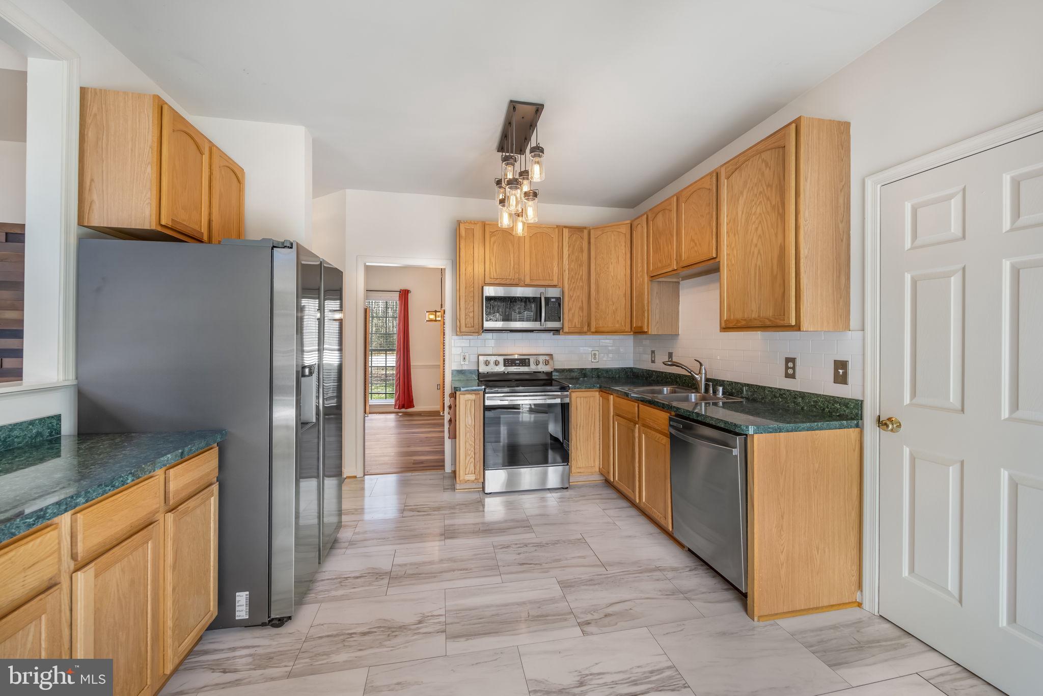 SOUTH WOODS - Residential