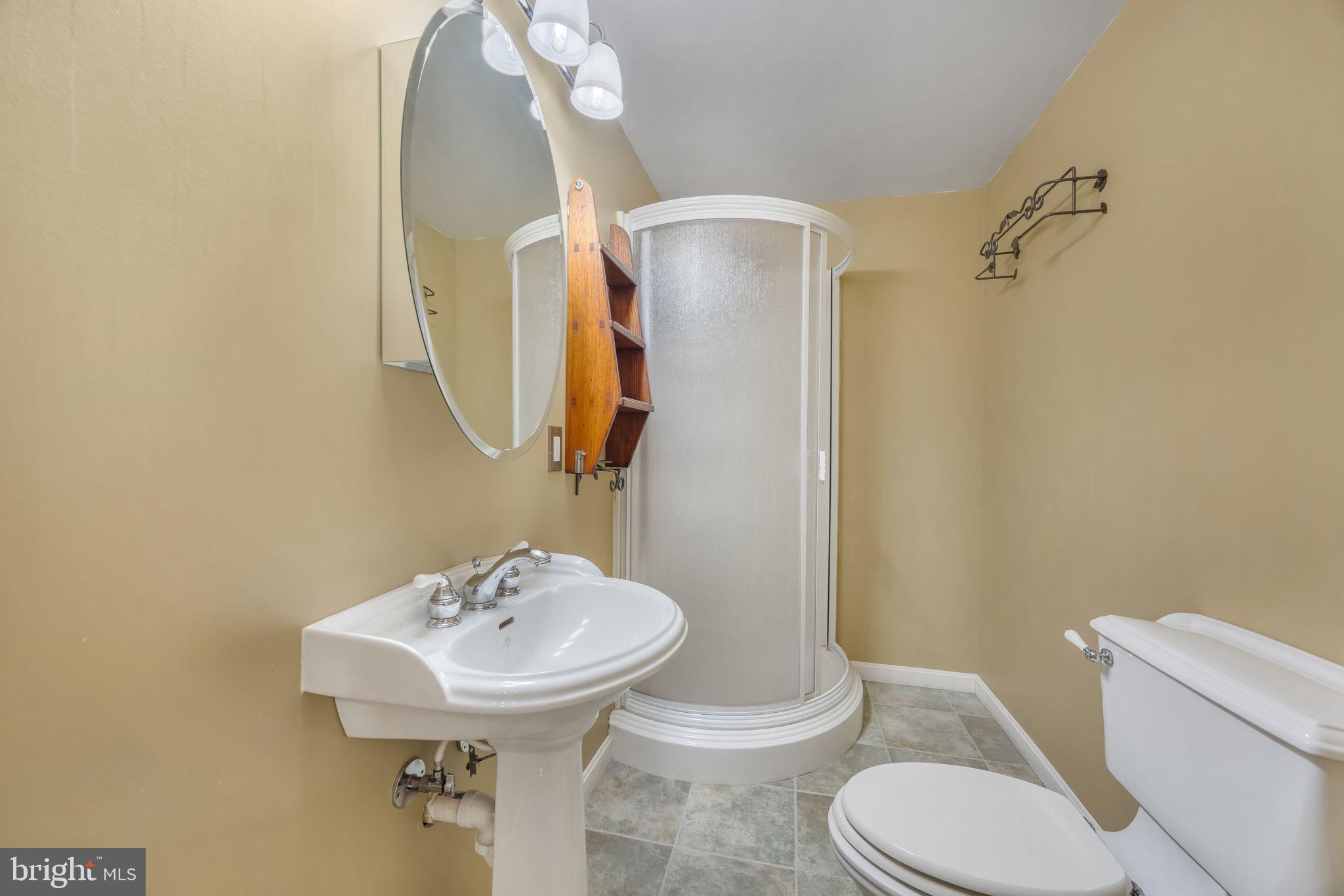 SOUTH WOODS - Residential