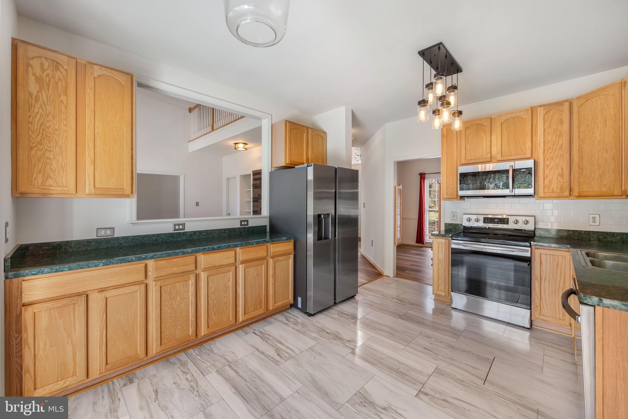 SOUTH WOODS - Residential