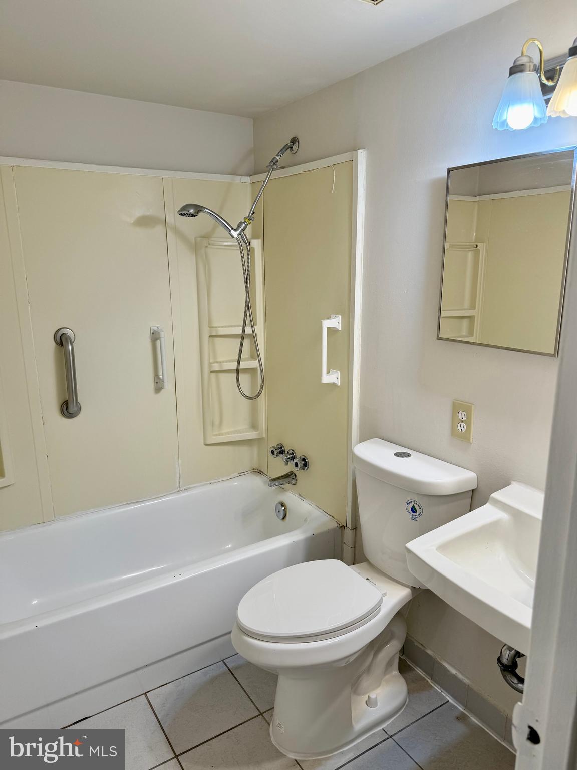 FAIRFAX HERITAGE - Residential