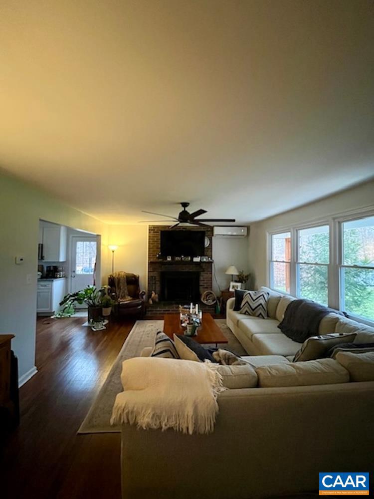 UNKNOWN - Residential Lease