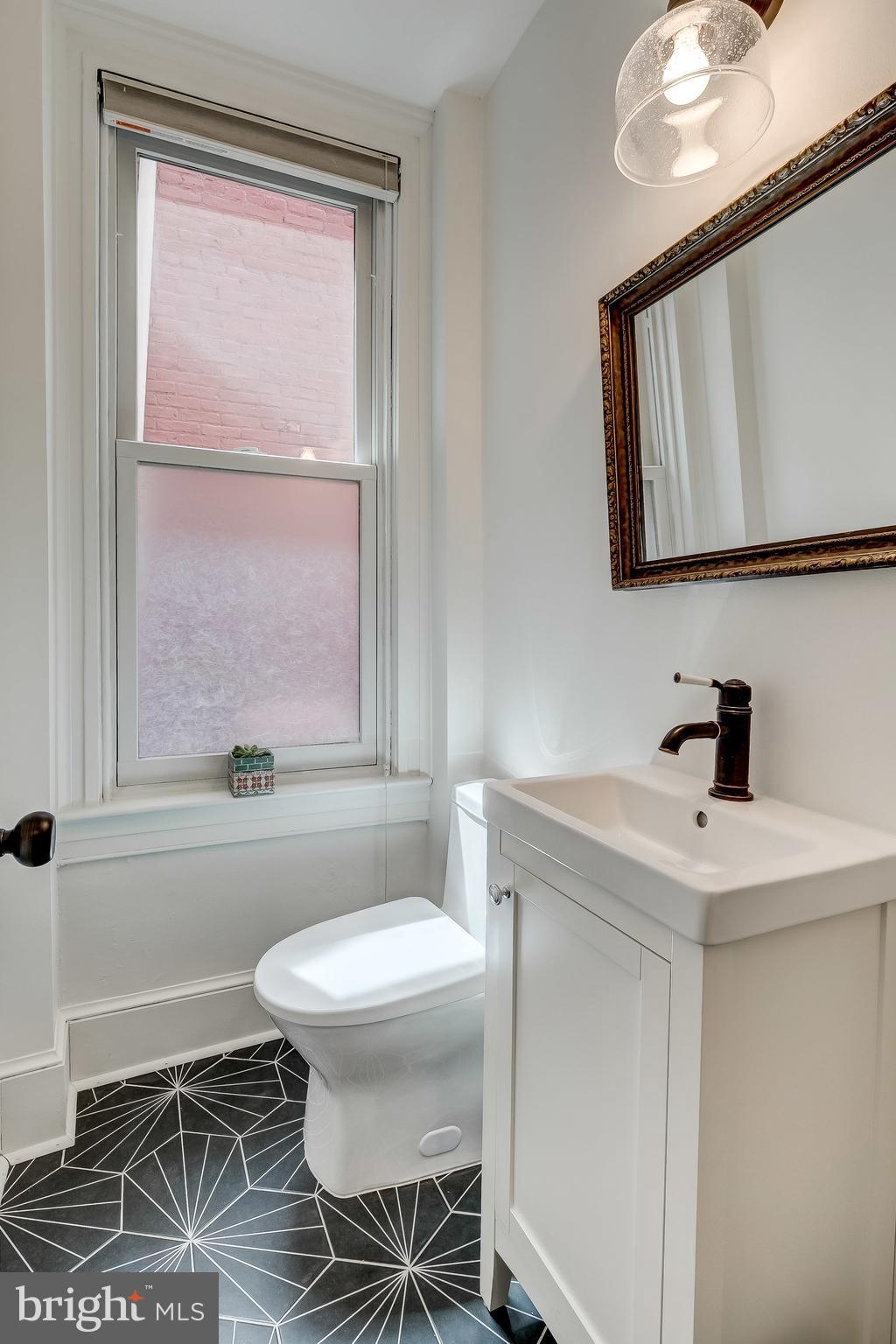 HAMPDEN HISTORIC DISTRICT - Residential