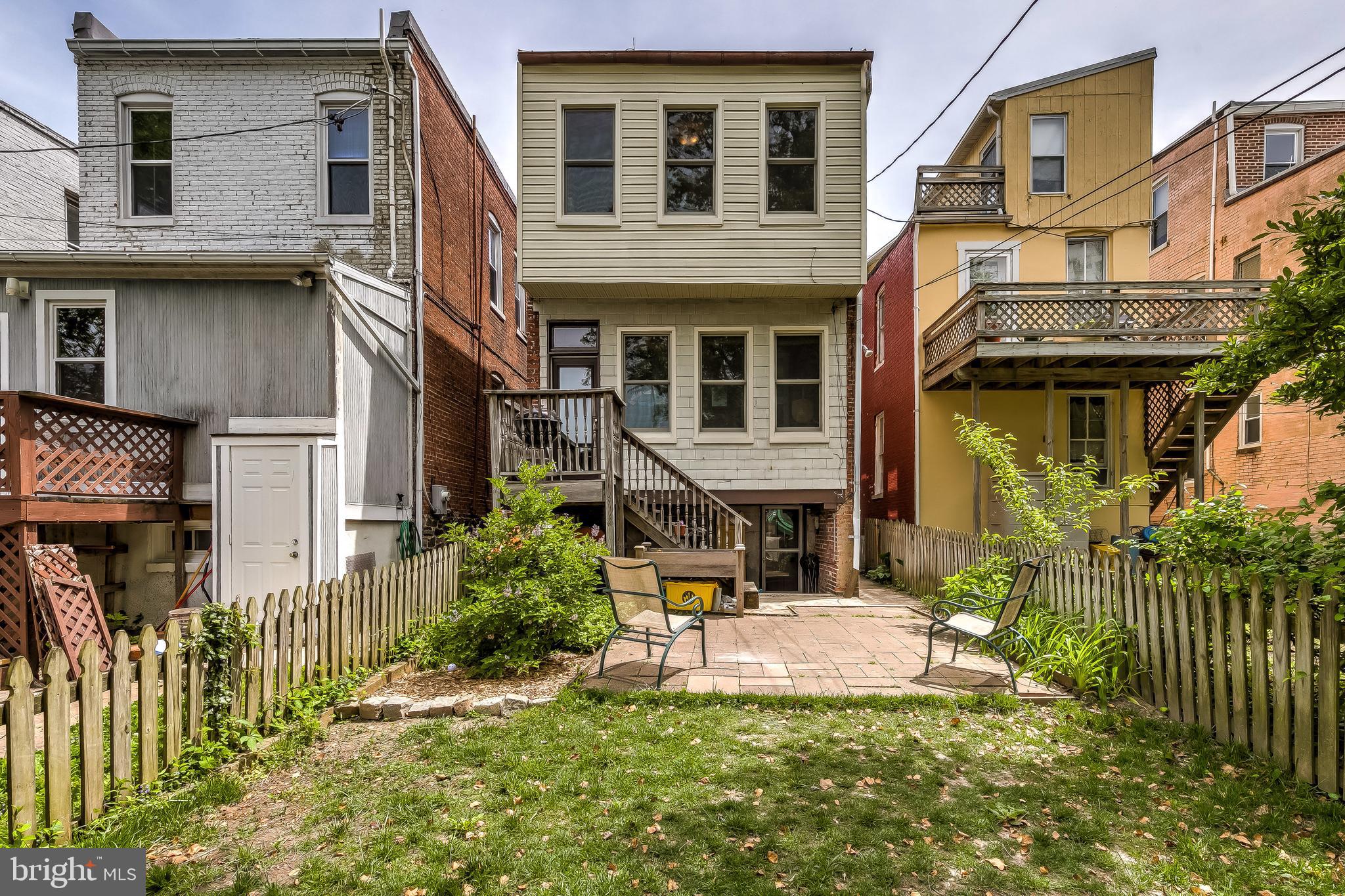 HAMPDEN HISTORIC DISTRICT - Residential