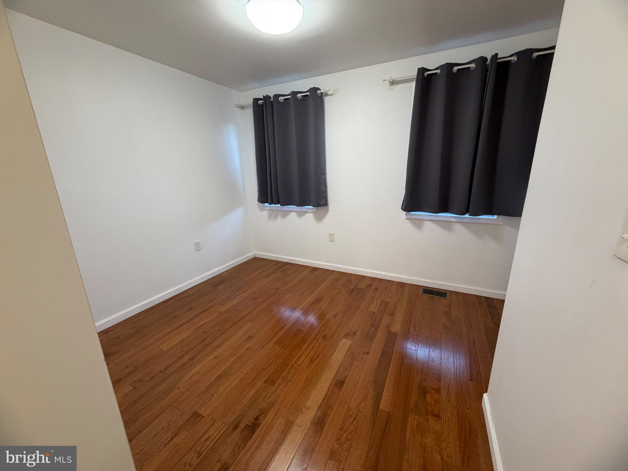 PASSYUNK SQUARE - Residential