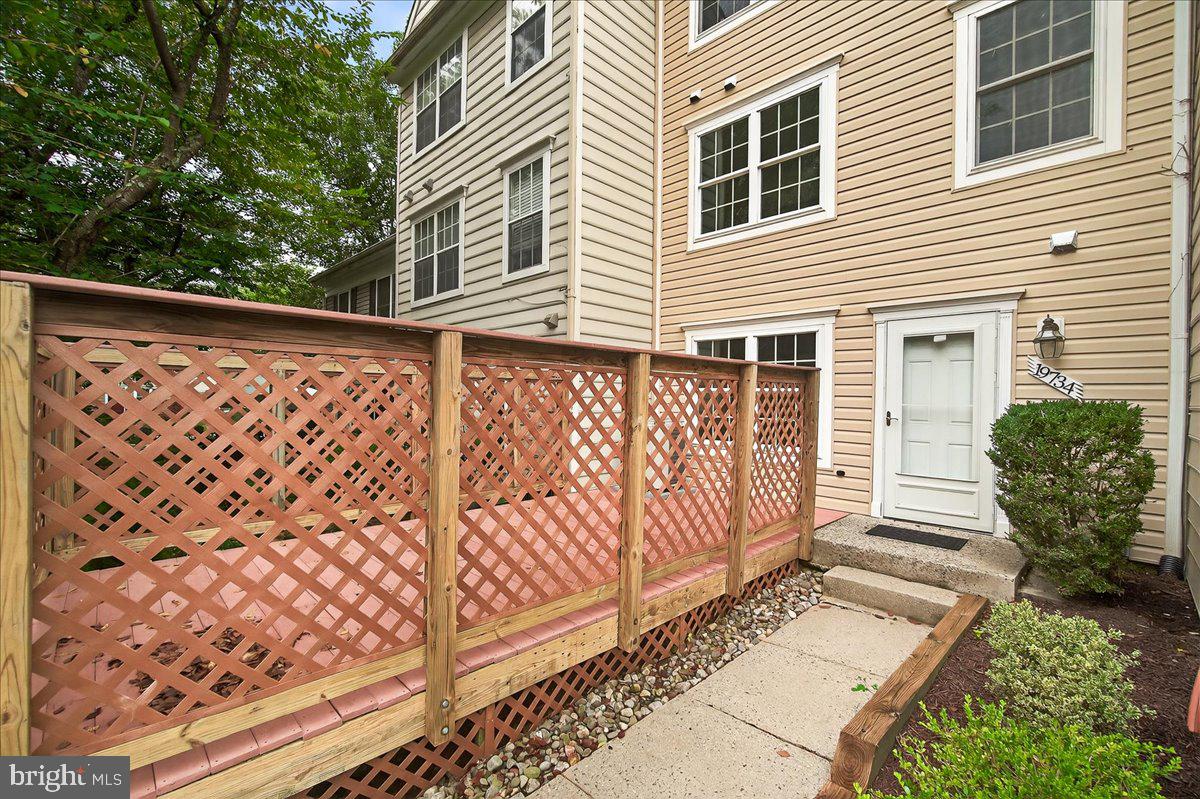 19734 TEAKWOOD CIRCLE 60