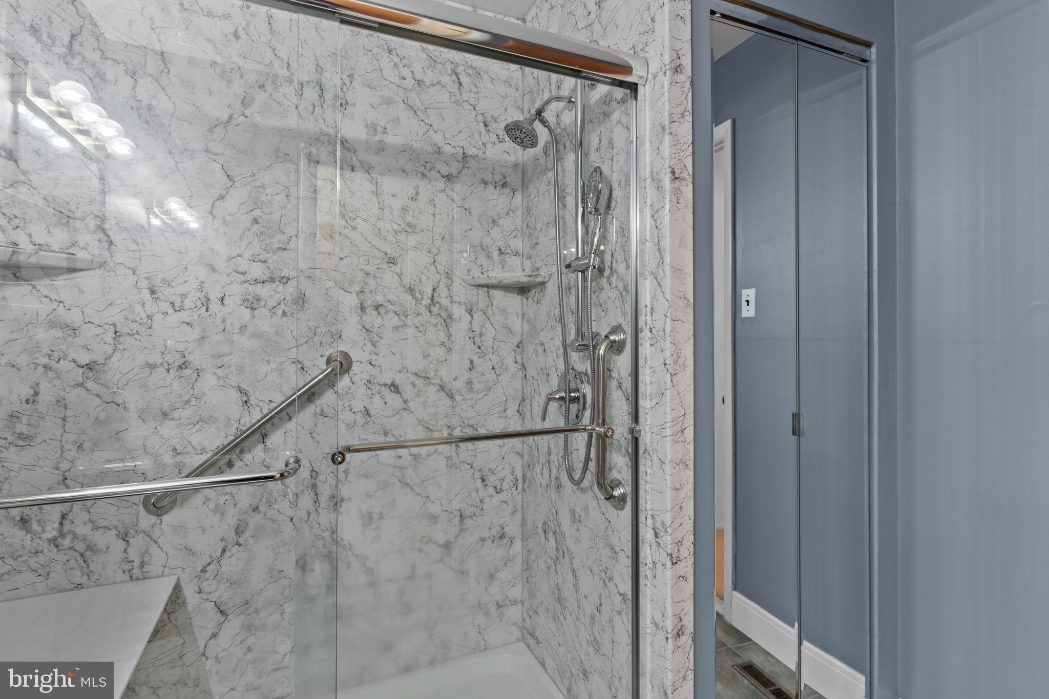 NESHAMINY VALLEY - Residential