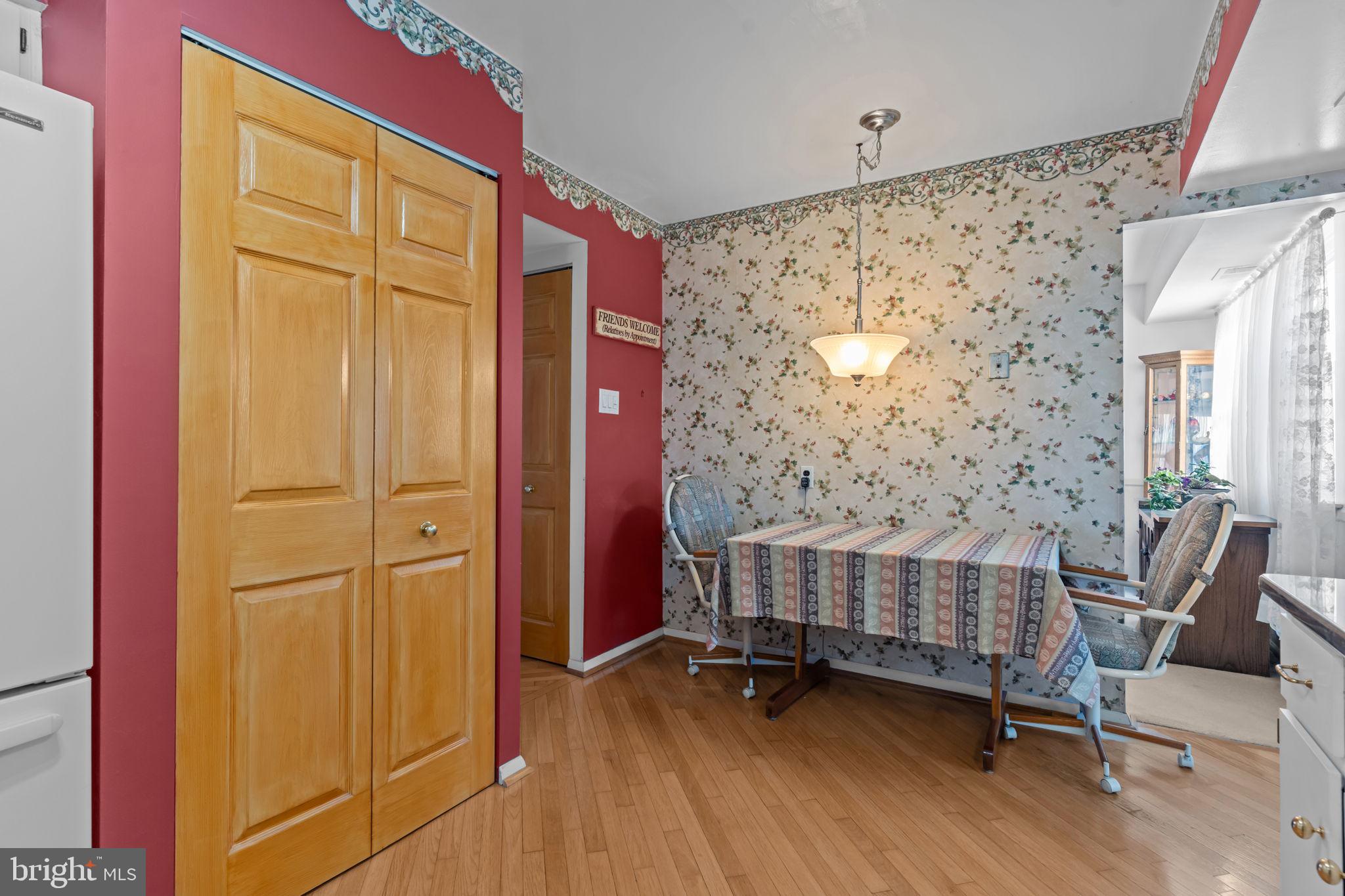 NESHAMINY VALLEY - Residential