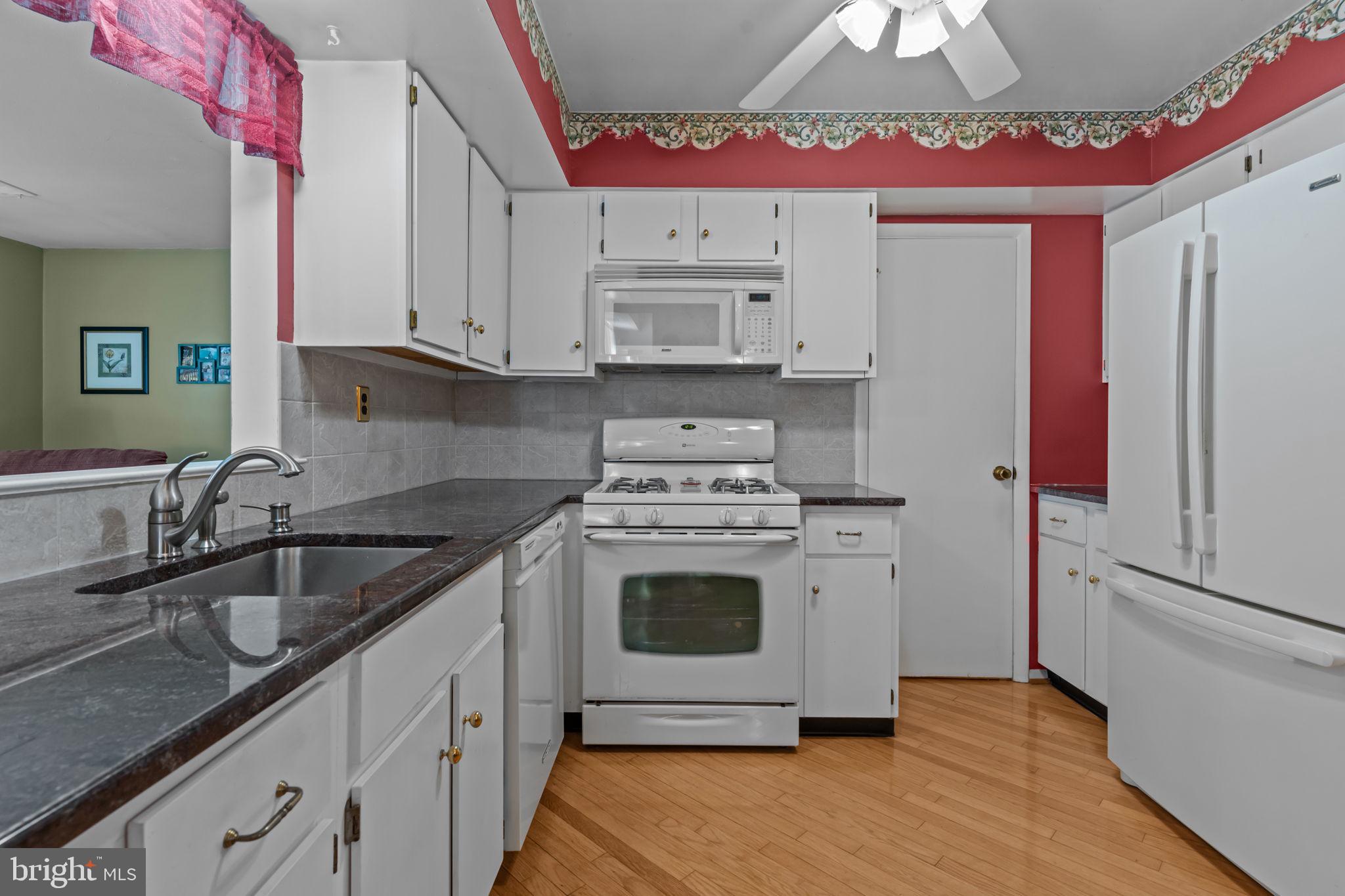 NESHAMINY VALLEY - Residential