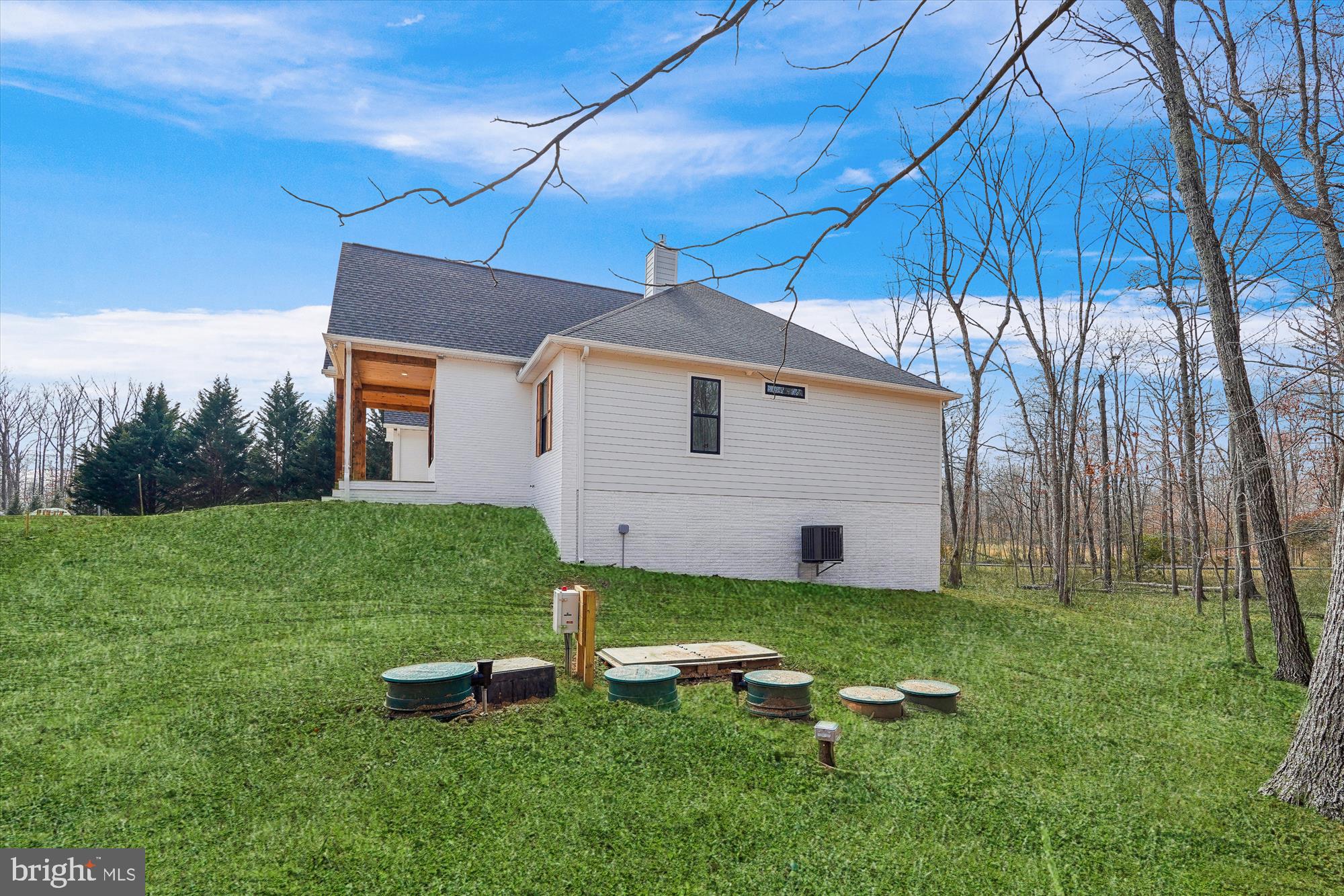 MOUNTAIN FARM - Residential