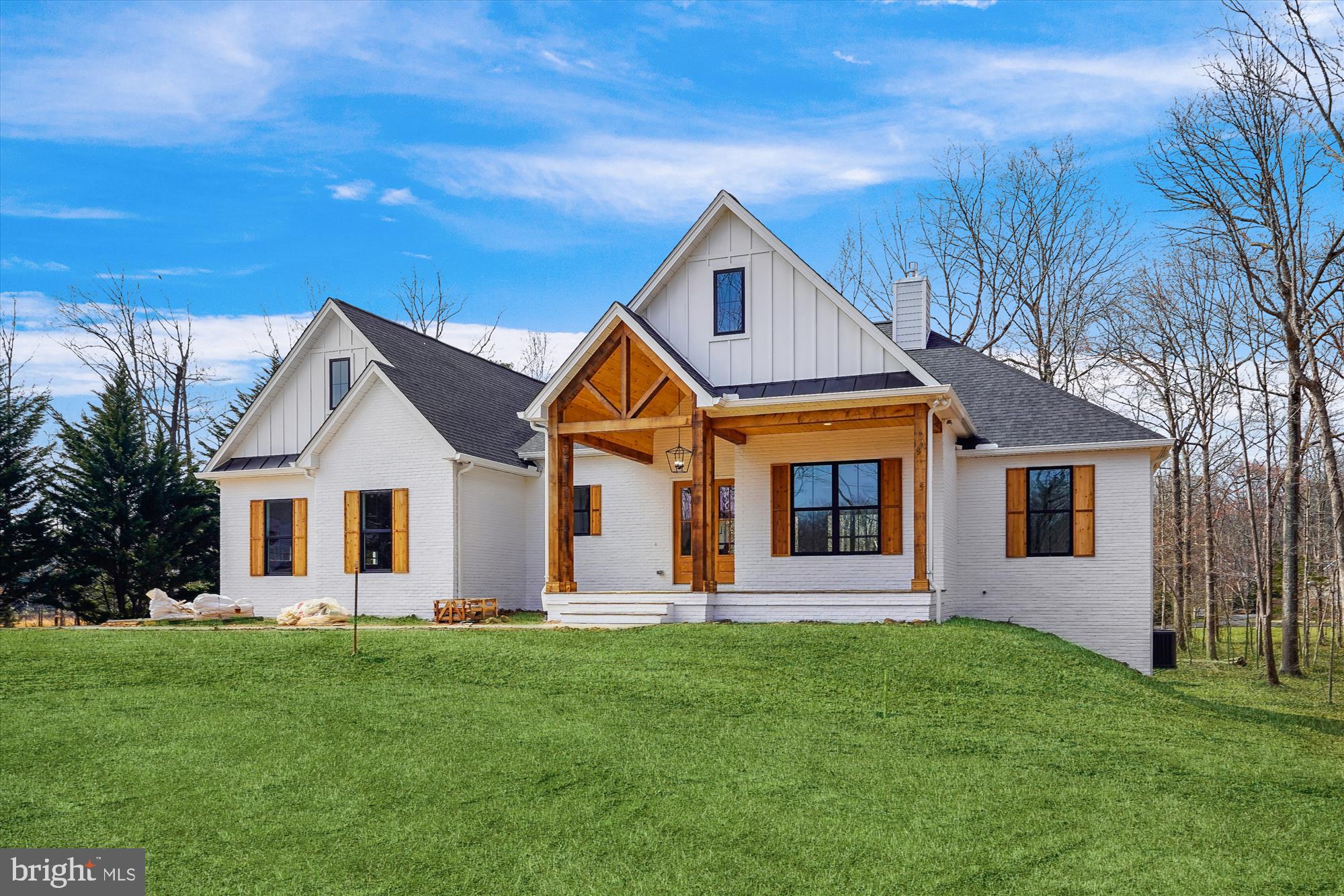 MOUNTAIN FARM - Residential