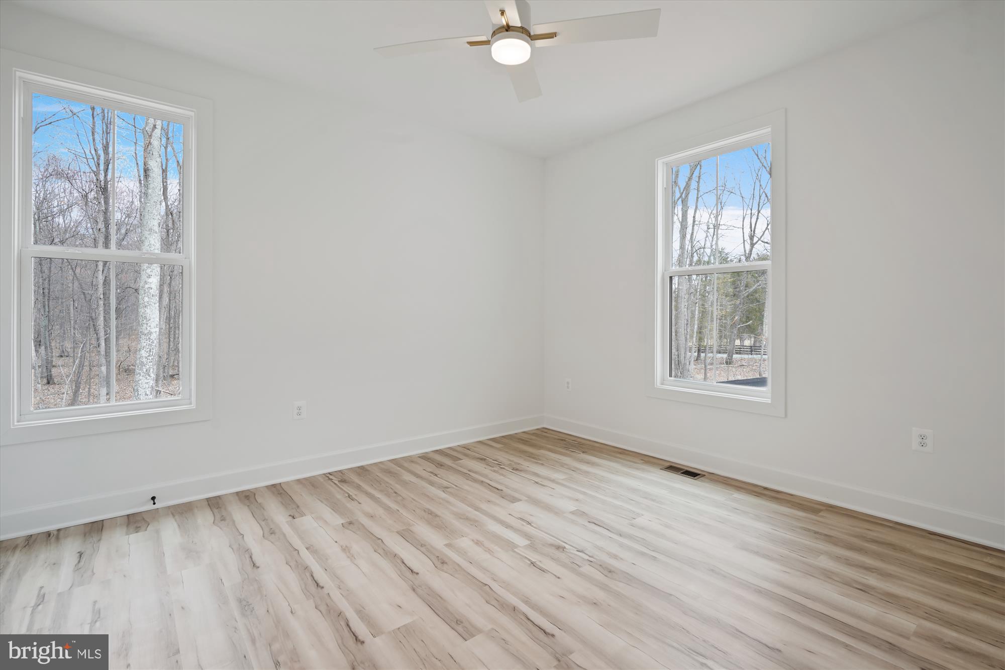 MOUNTAIN FARM - Residential