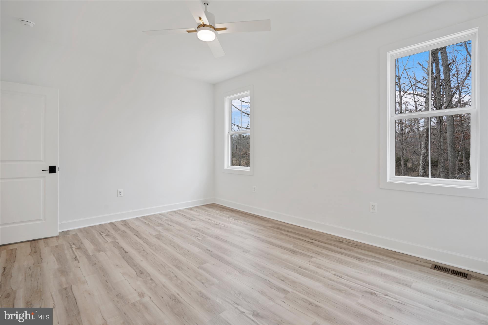 MOUNTAIN FARM - Residential