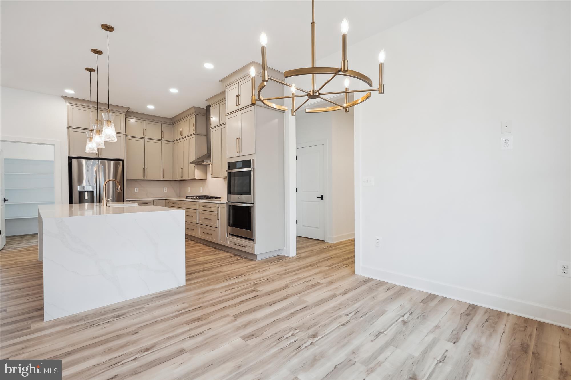 MOUNTAIN FARM - Residential