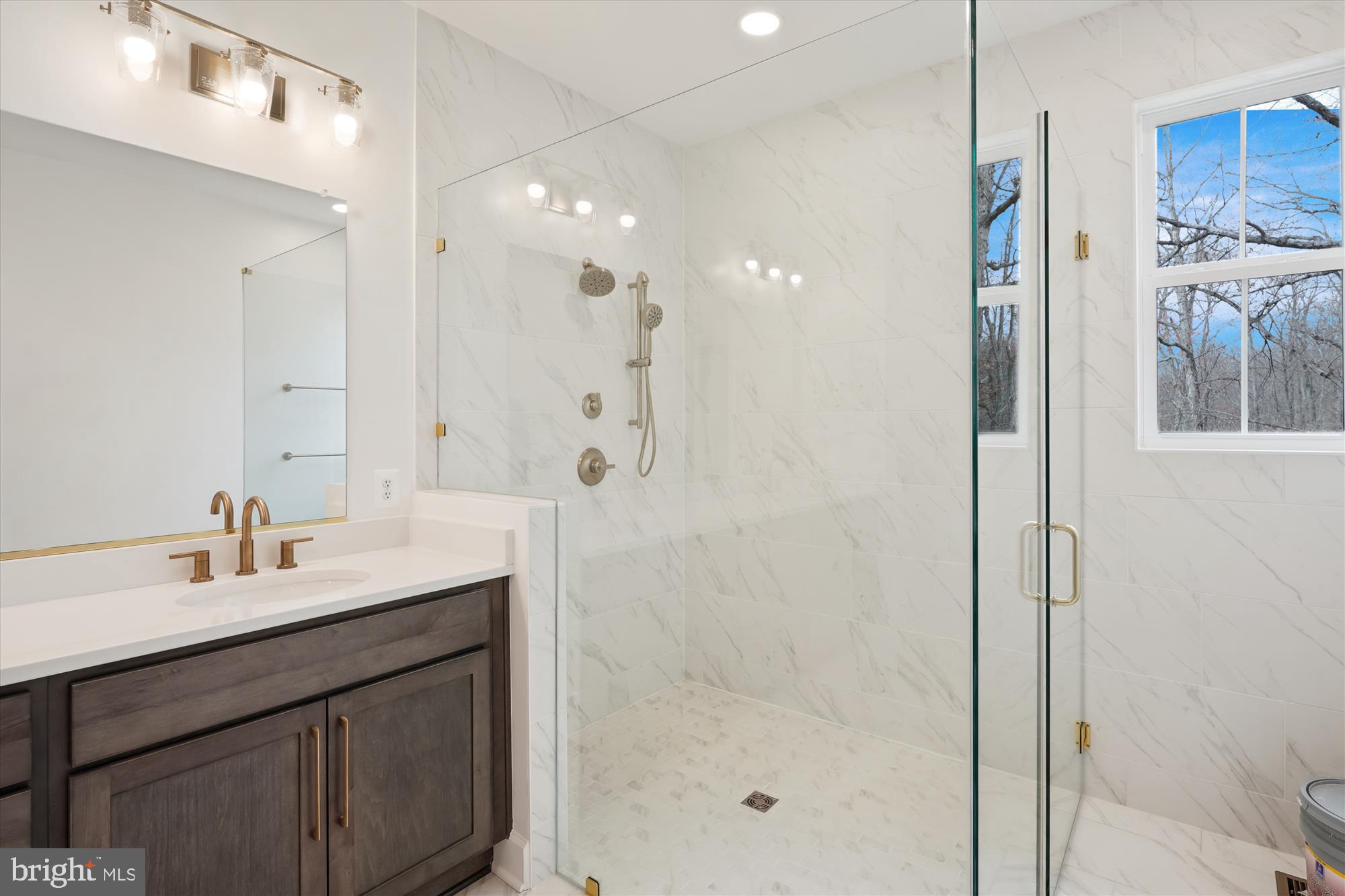 MOUNTAIN FARM - Residential